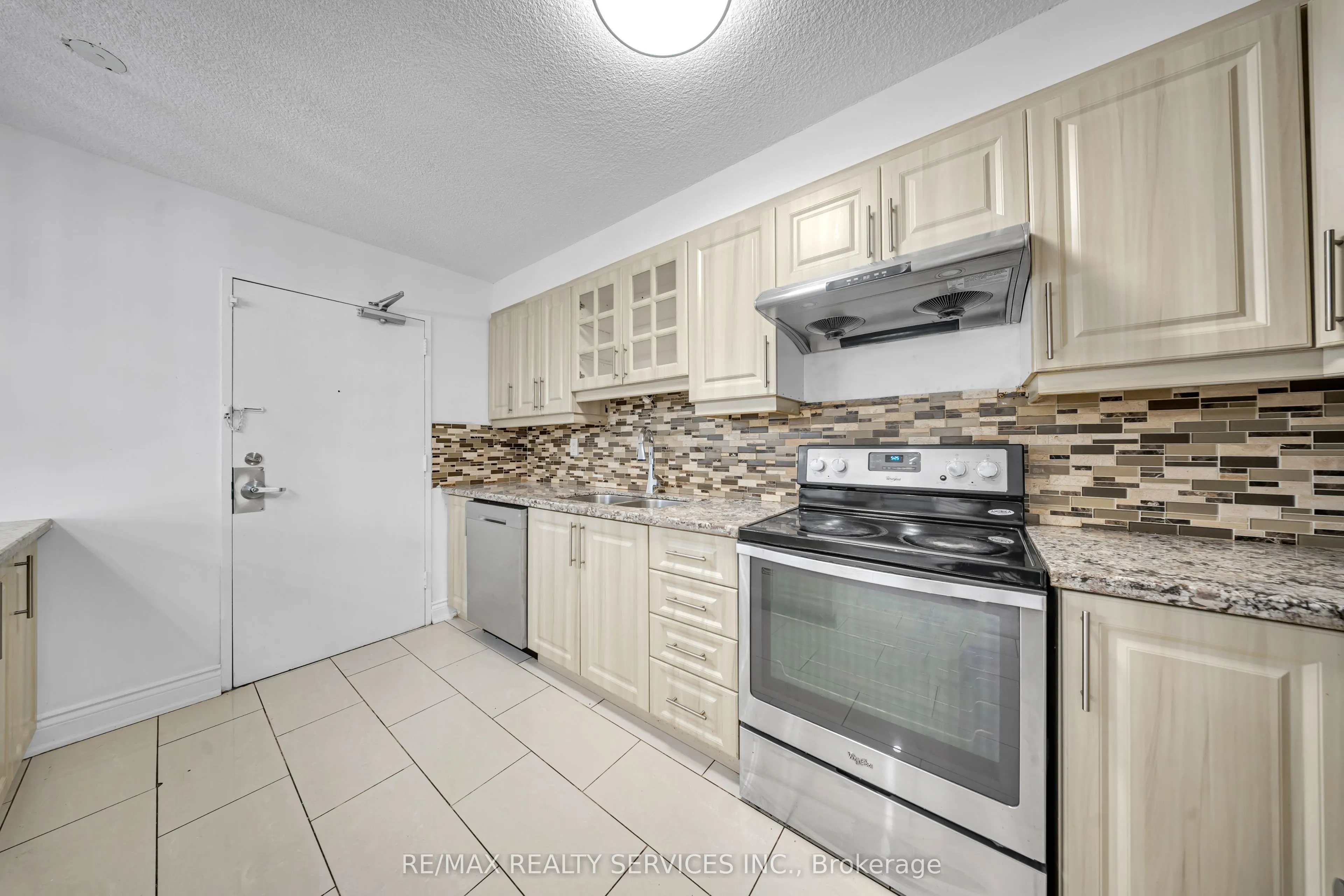 20 Mississauga Valley Boulevard #701