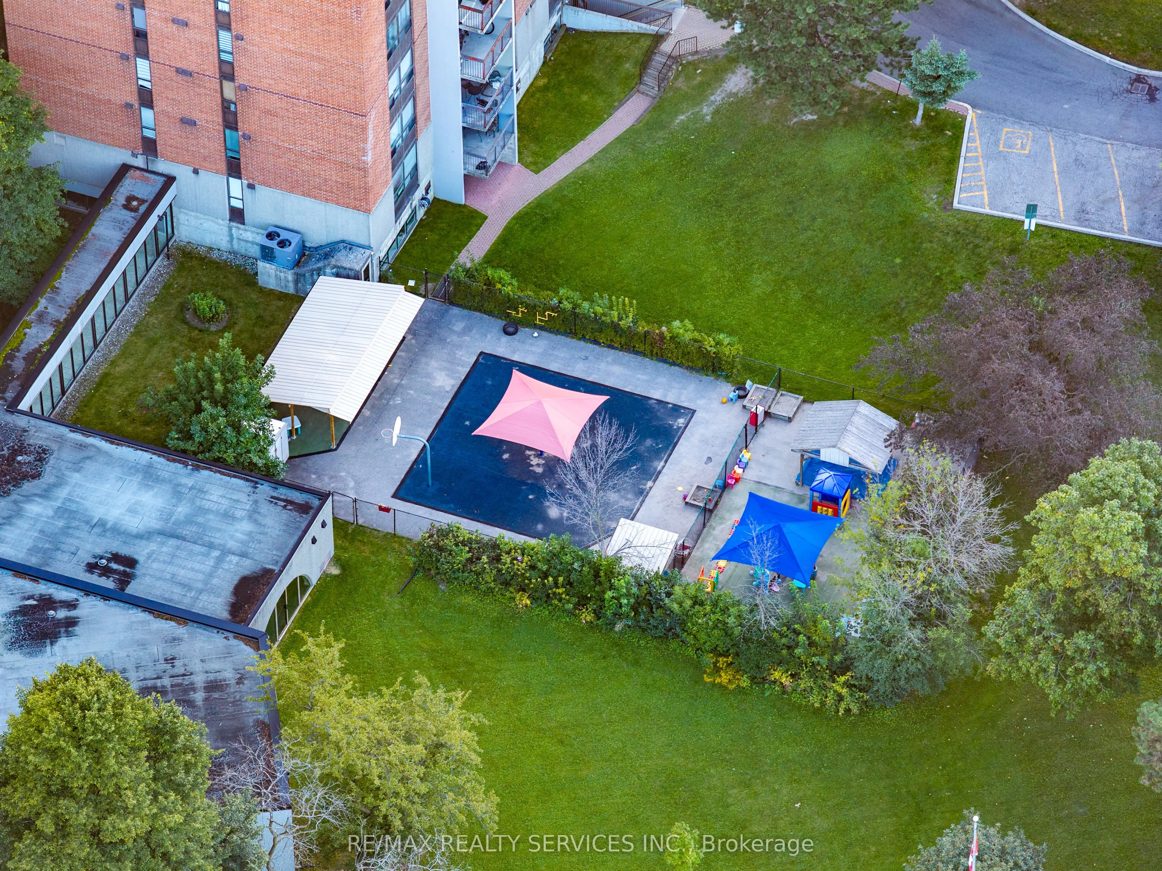 20 Mississauga Valley Boulevard #701