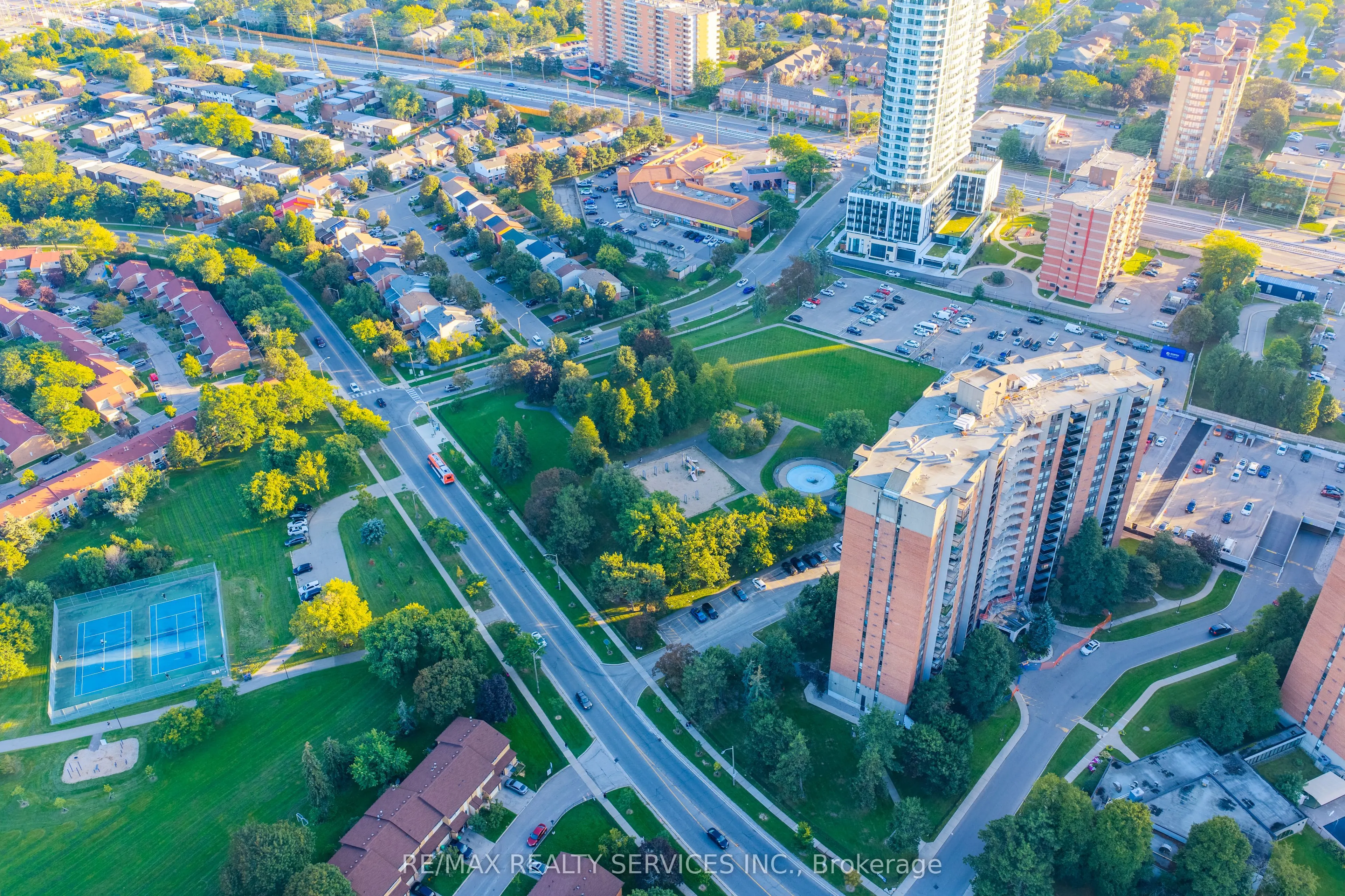 20 Mississauga Valley Boulevard #701