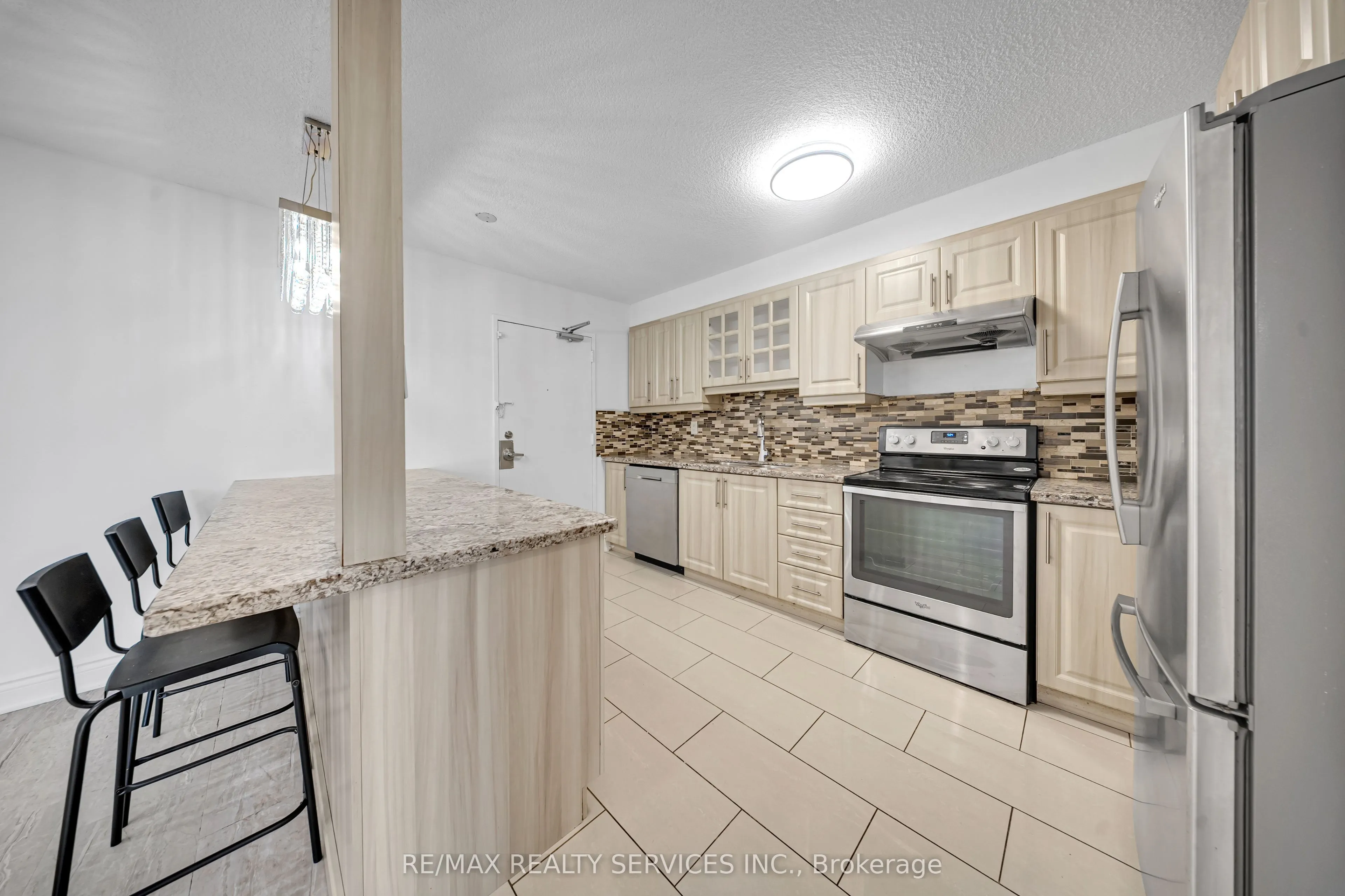 20 Mississauga Valley Boulevard #701