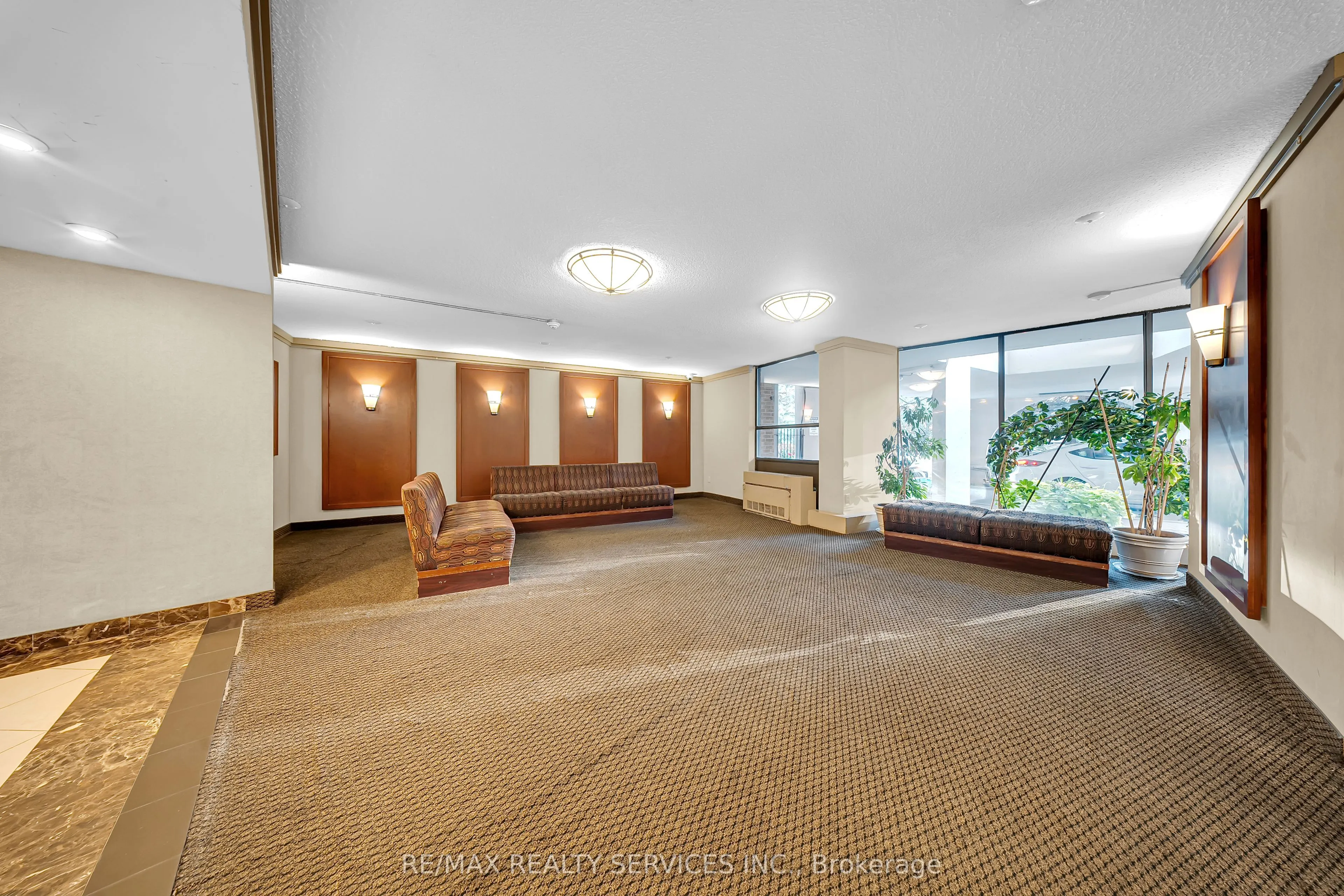 20 Mississauga Valley Boulevard #701