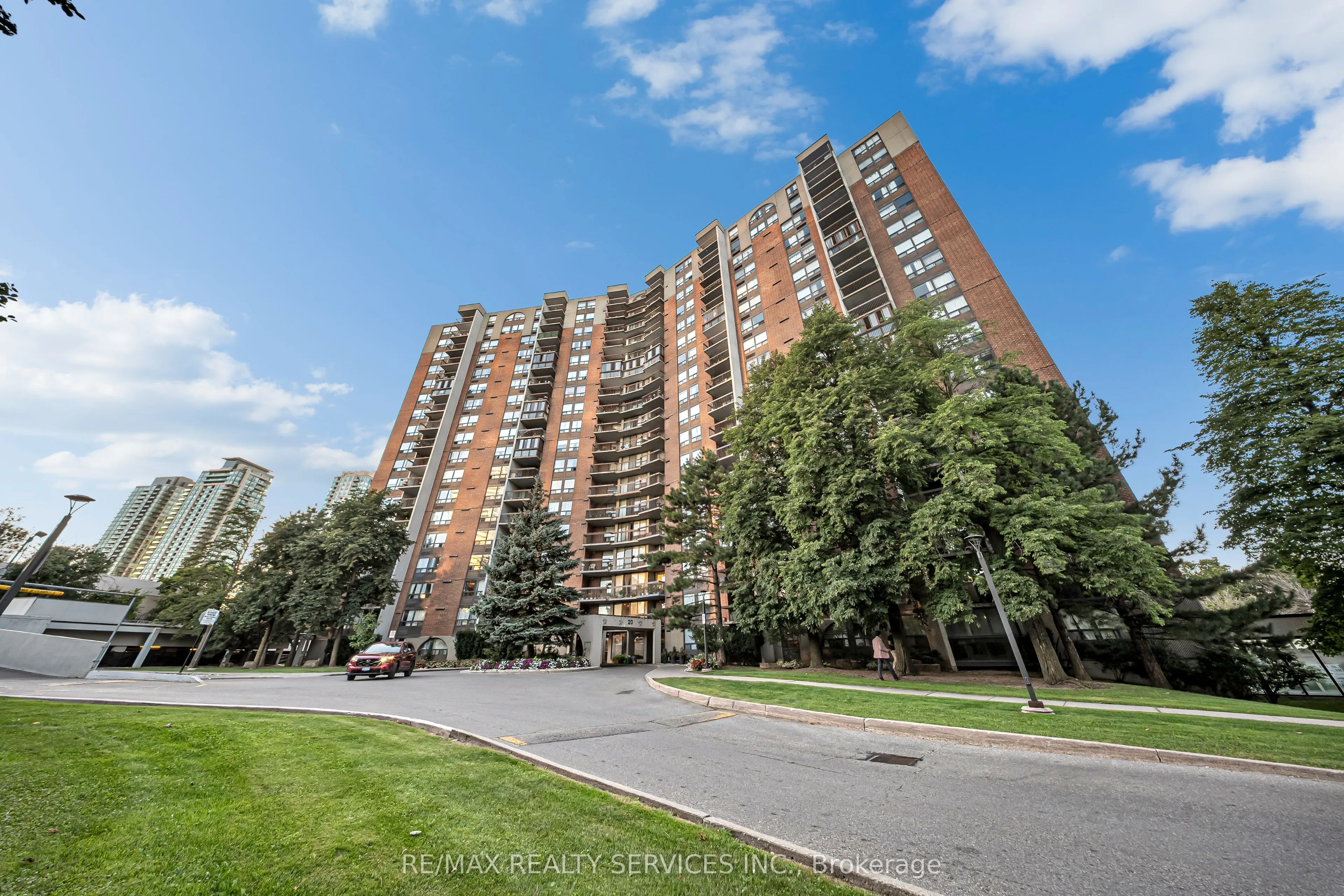 20 Mississauga Valley Boulevard #701
