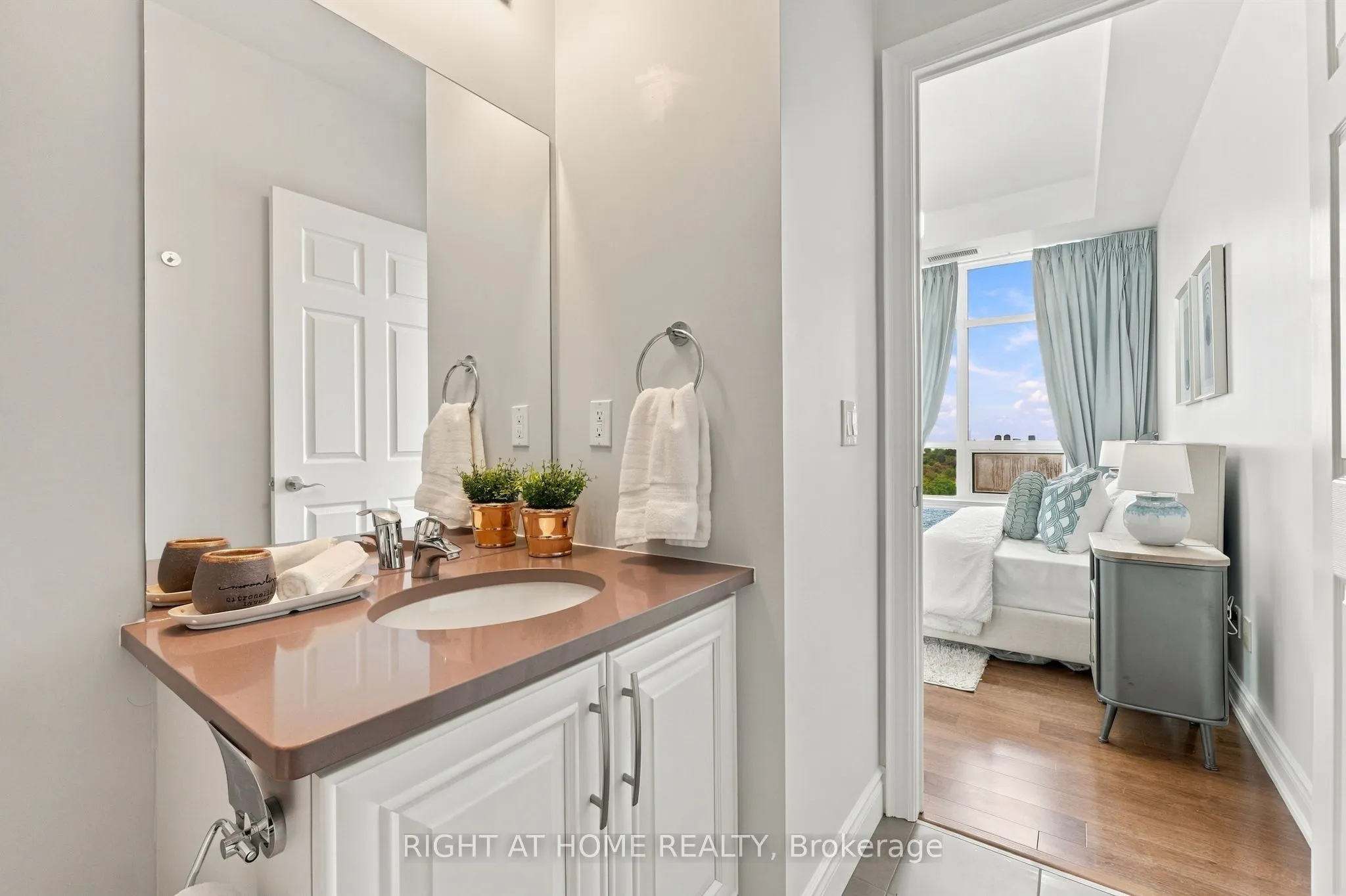 1135 Royal York Road #1301