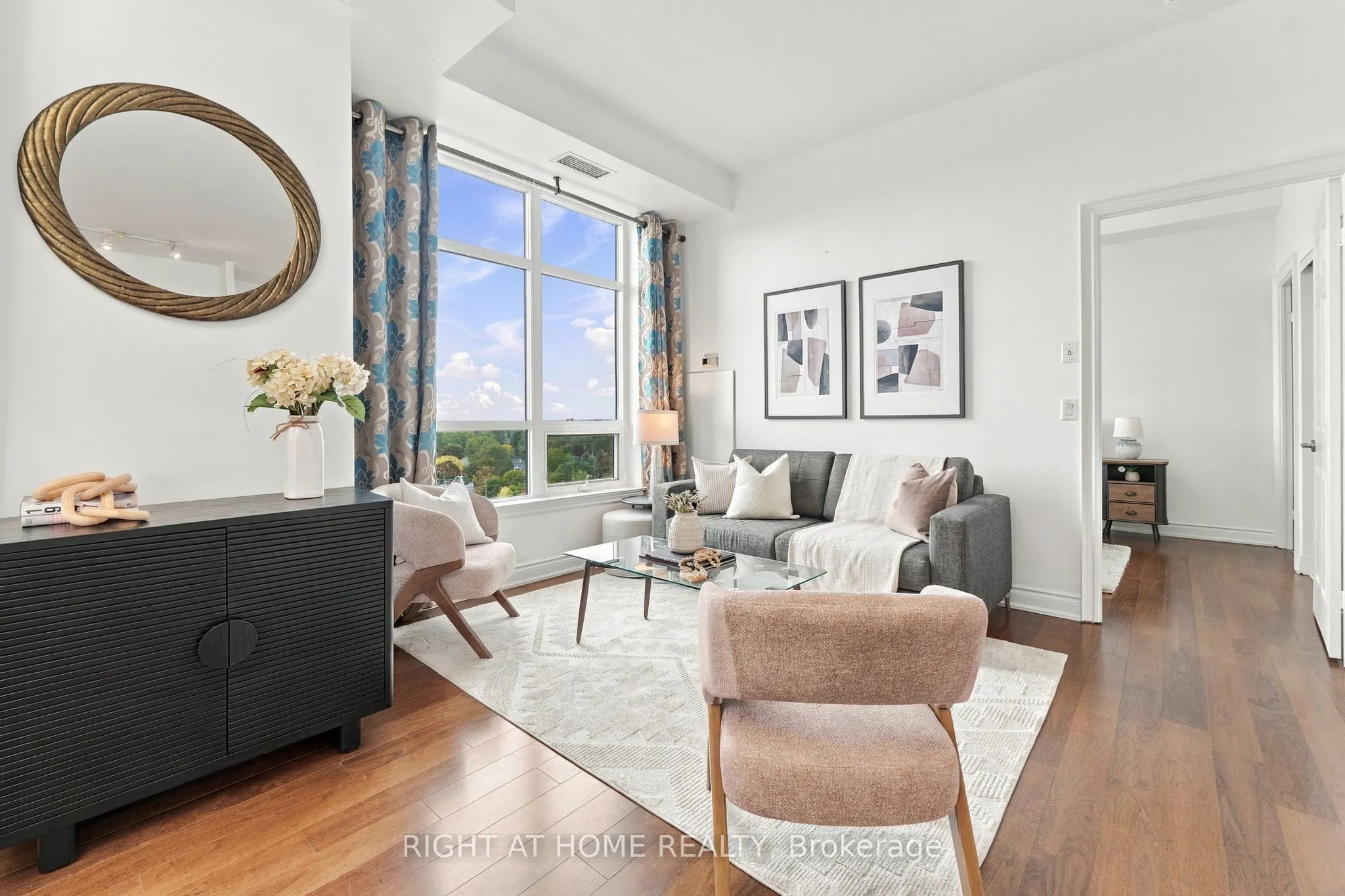 1135 Royal York Road #1301