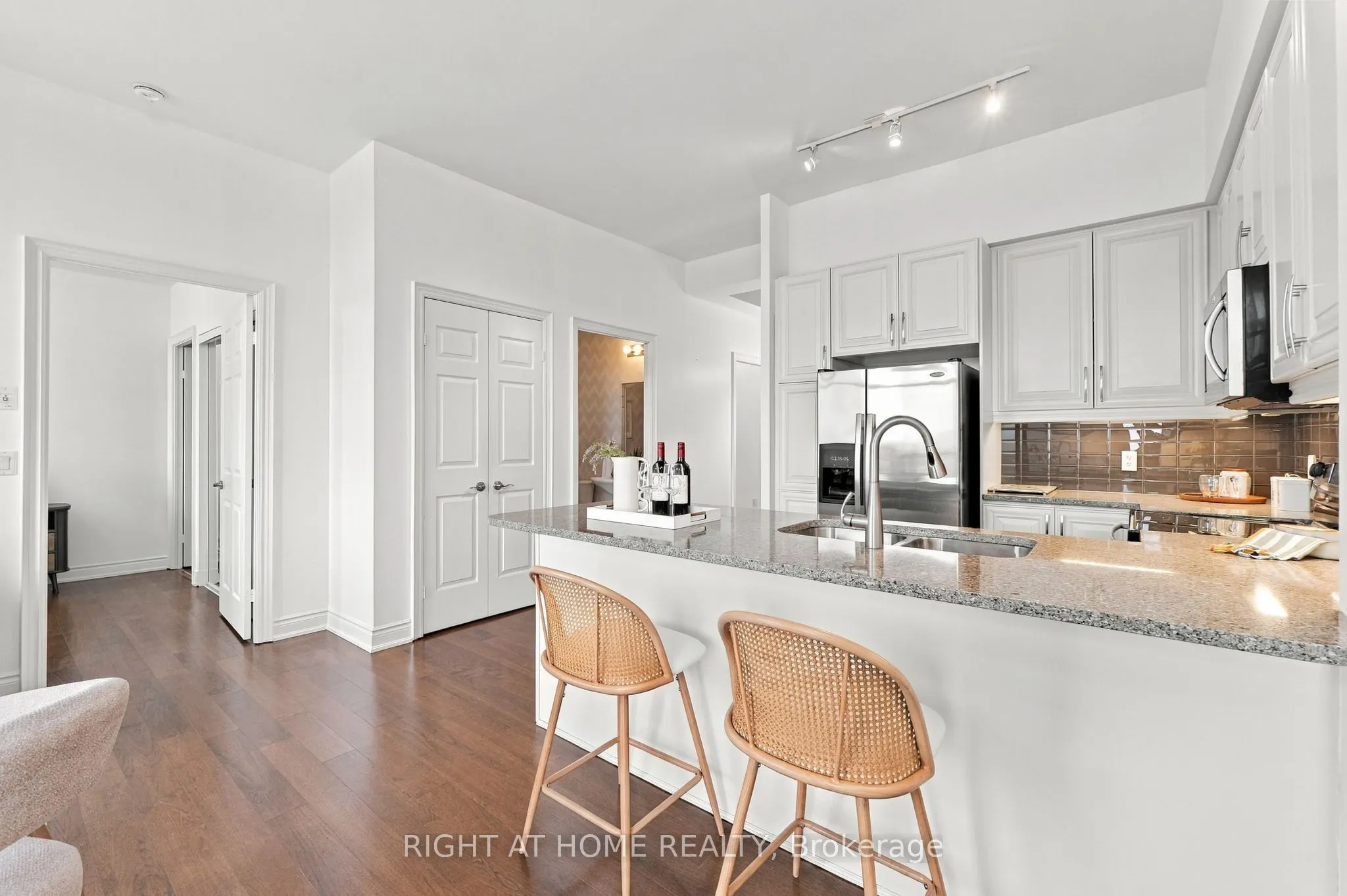 1135 Royal York Road #1301