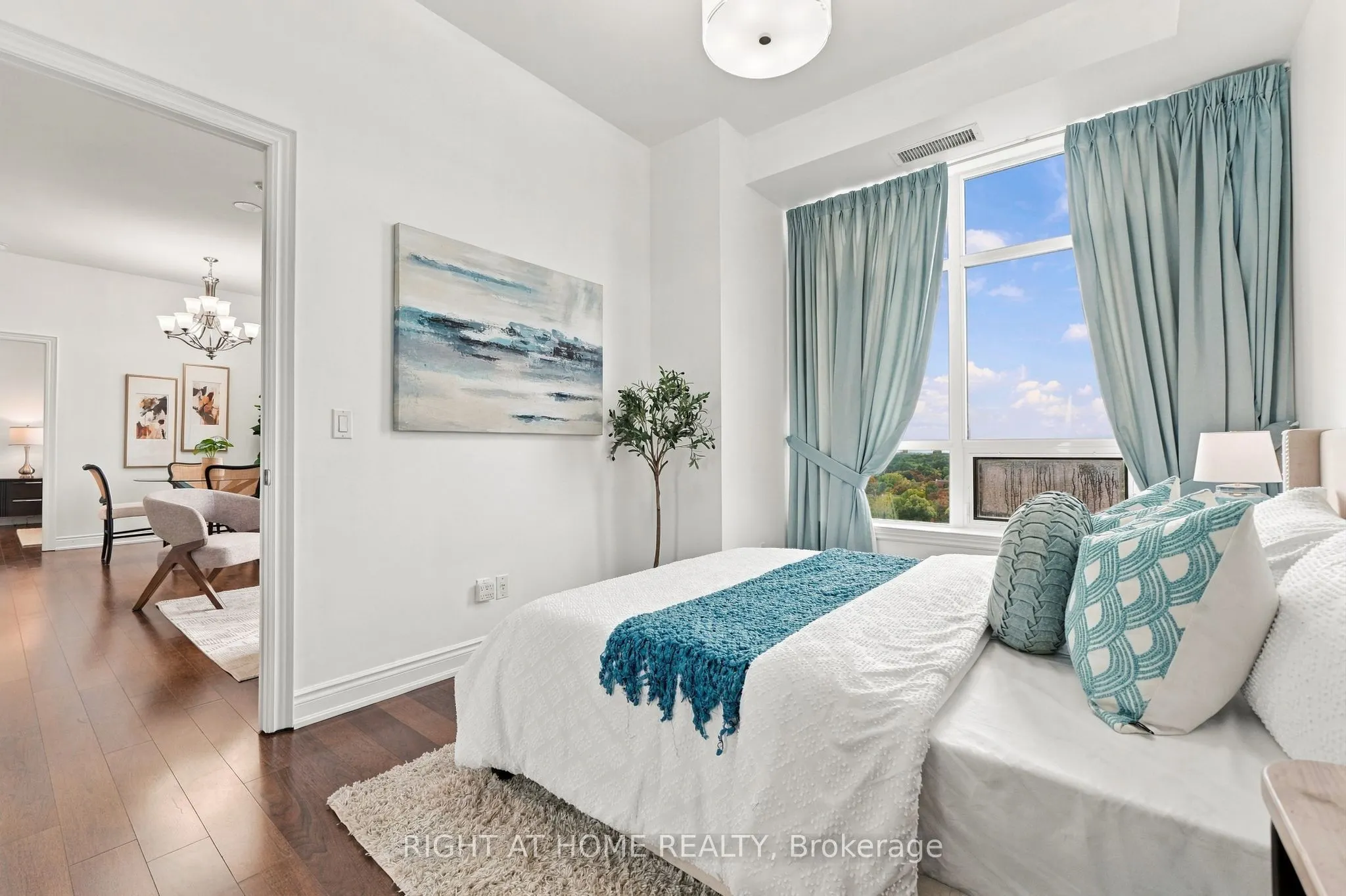 1135 Royal York Road #1301