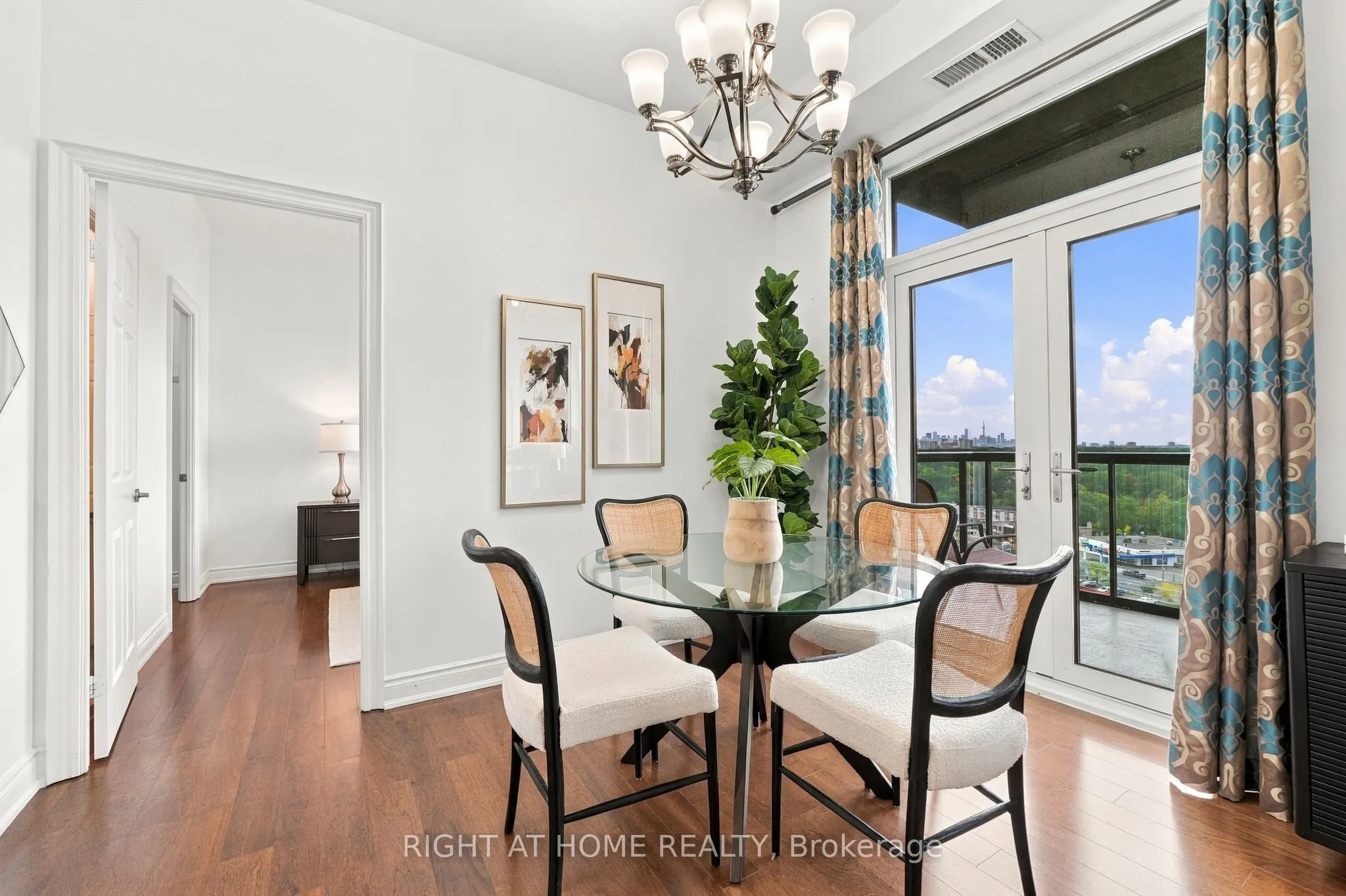 1135 Royal York Road #1301
