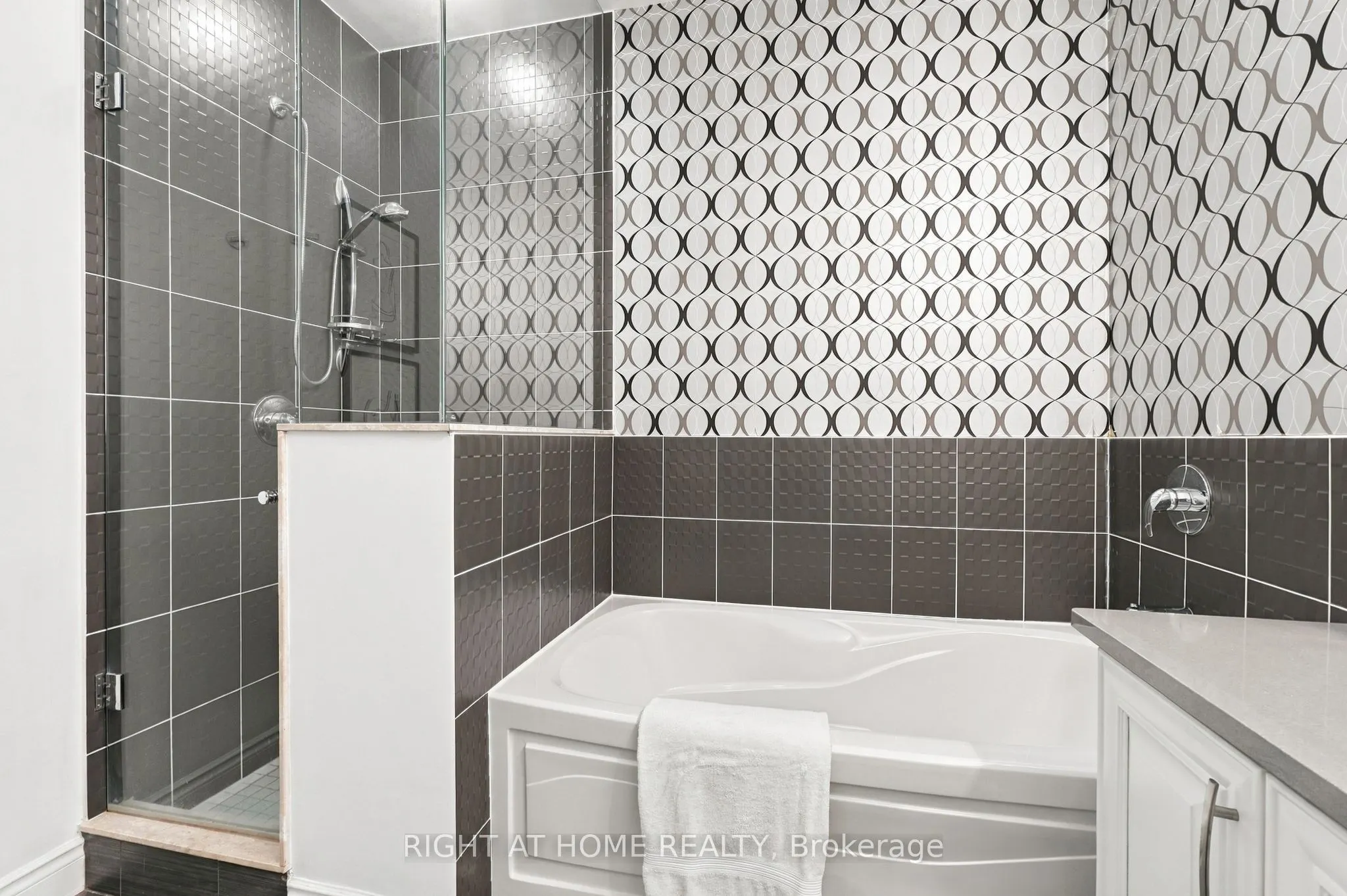 1135 Royal York Road #1301