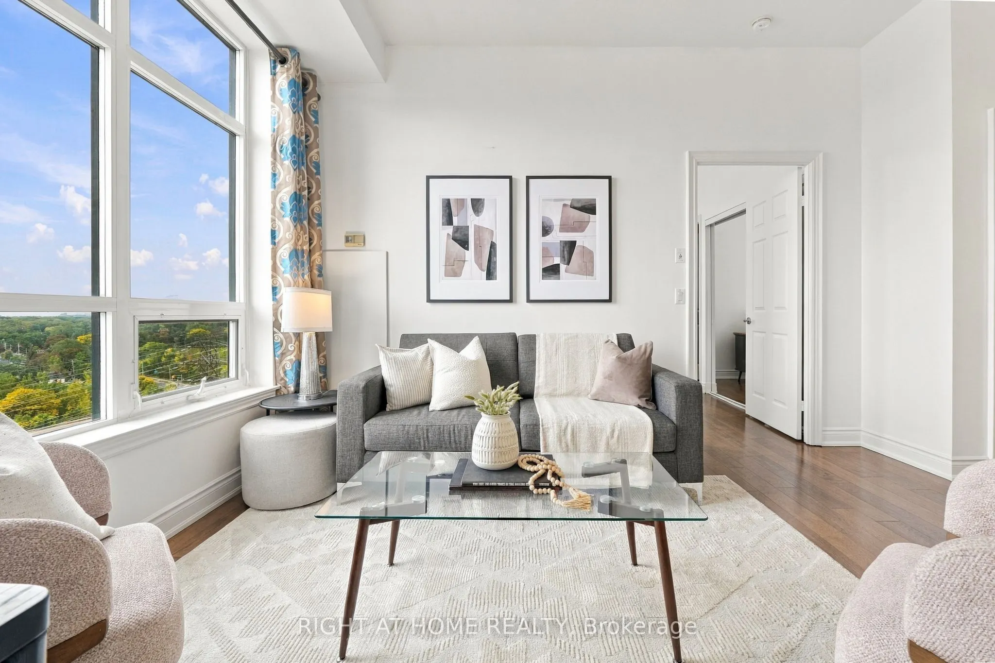 1135 Royal York Road #1301