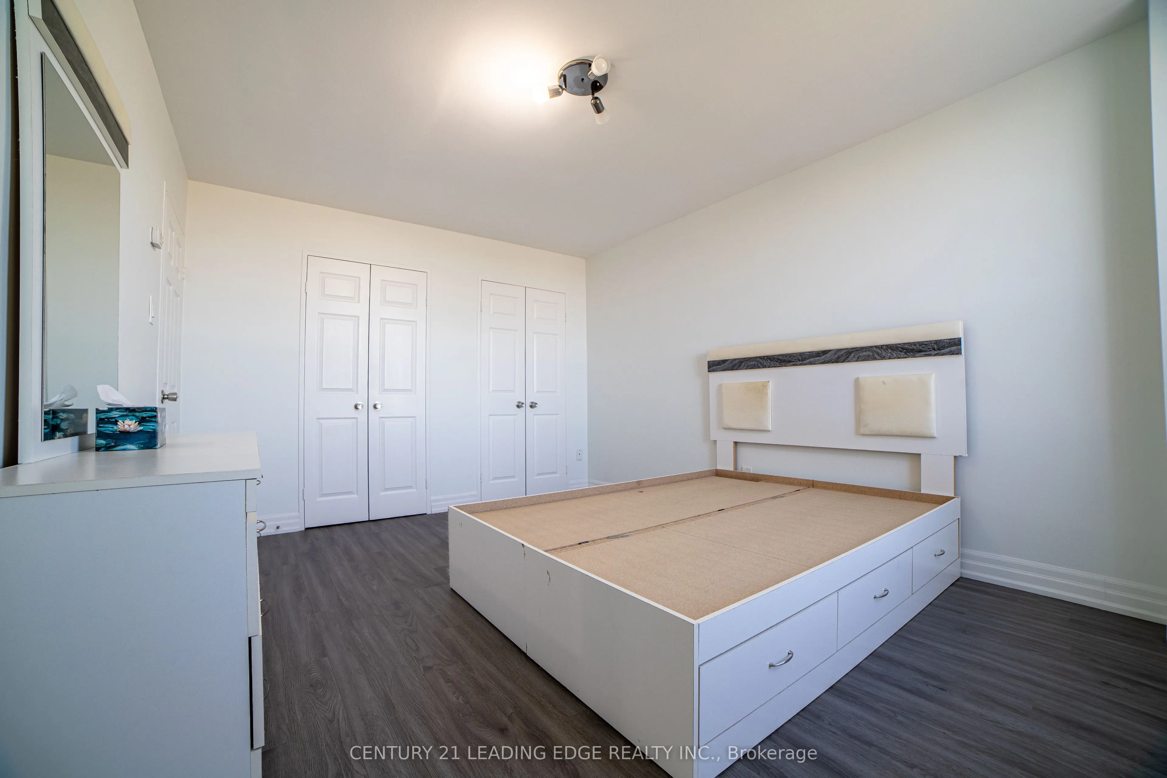 25 Four Winds Drive #604