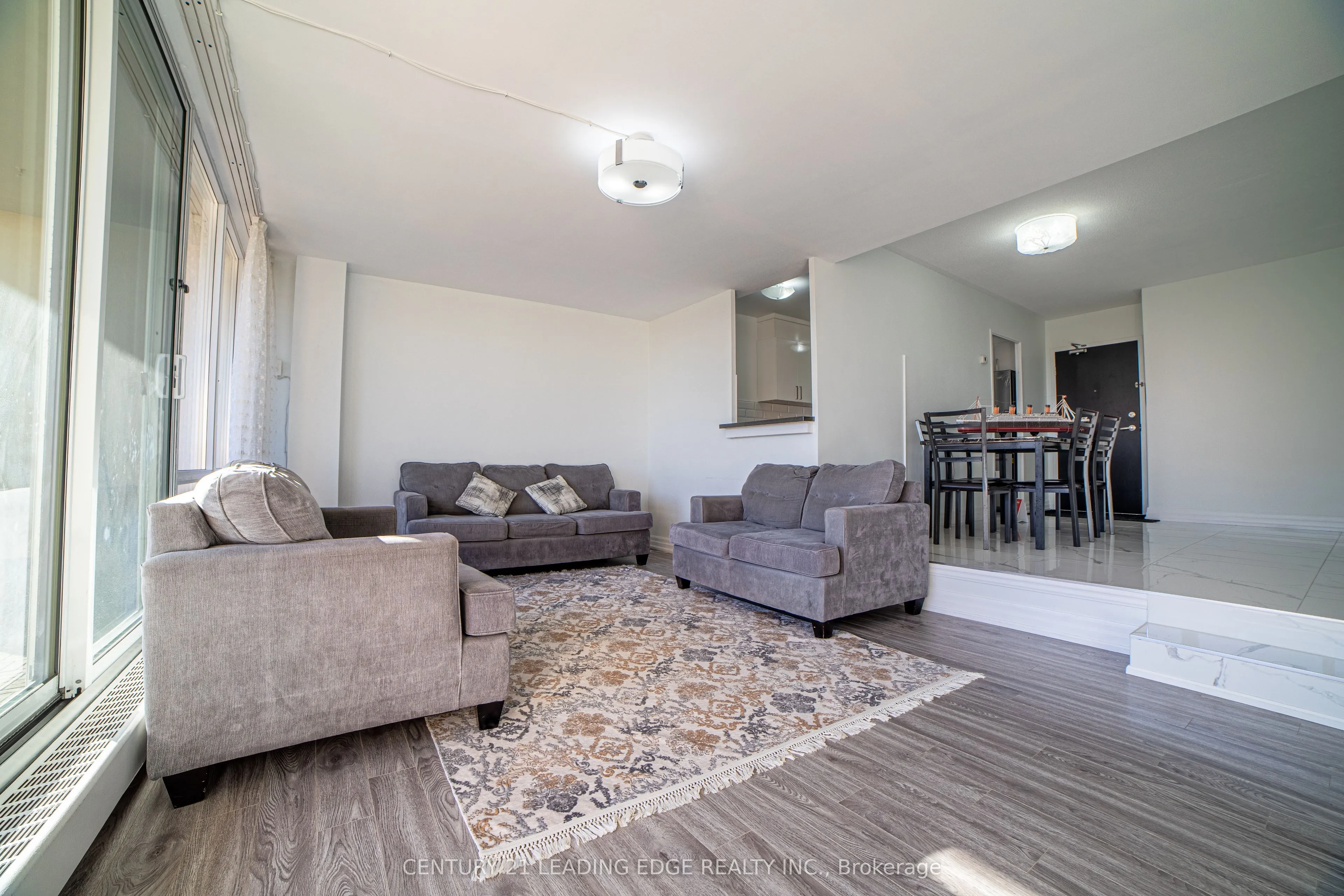 25 Four Winds Drive #604