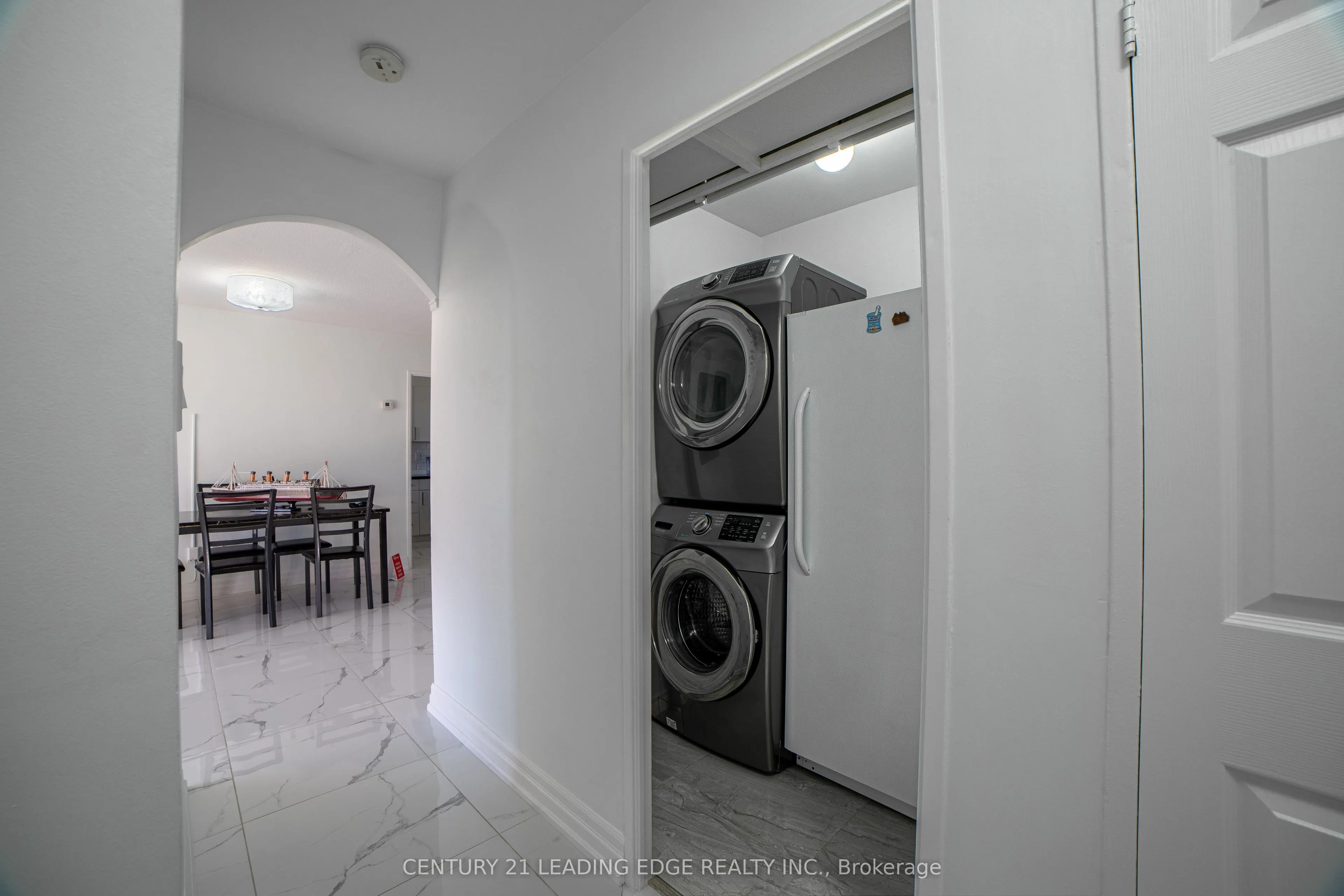 25 Four Winds Drive #604