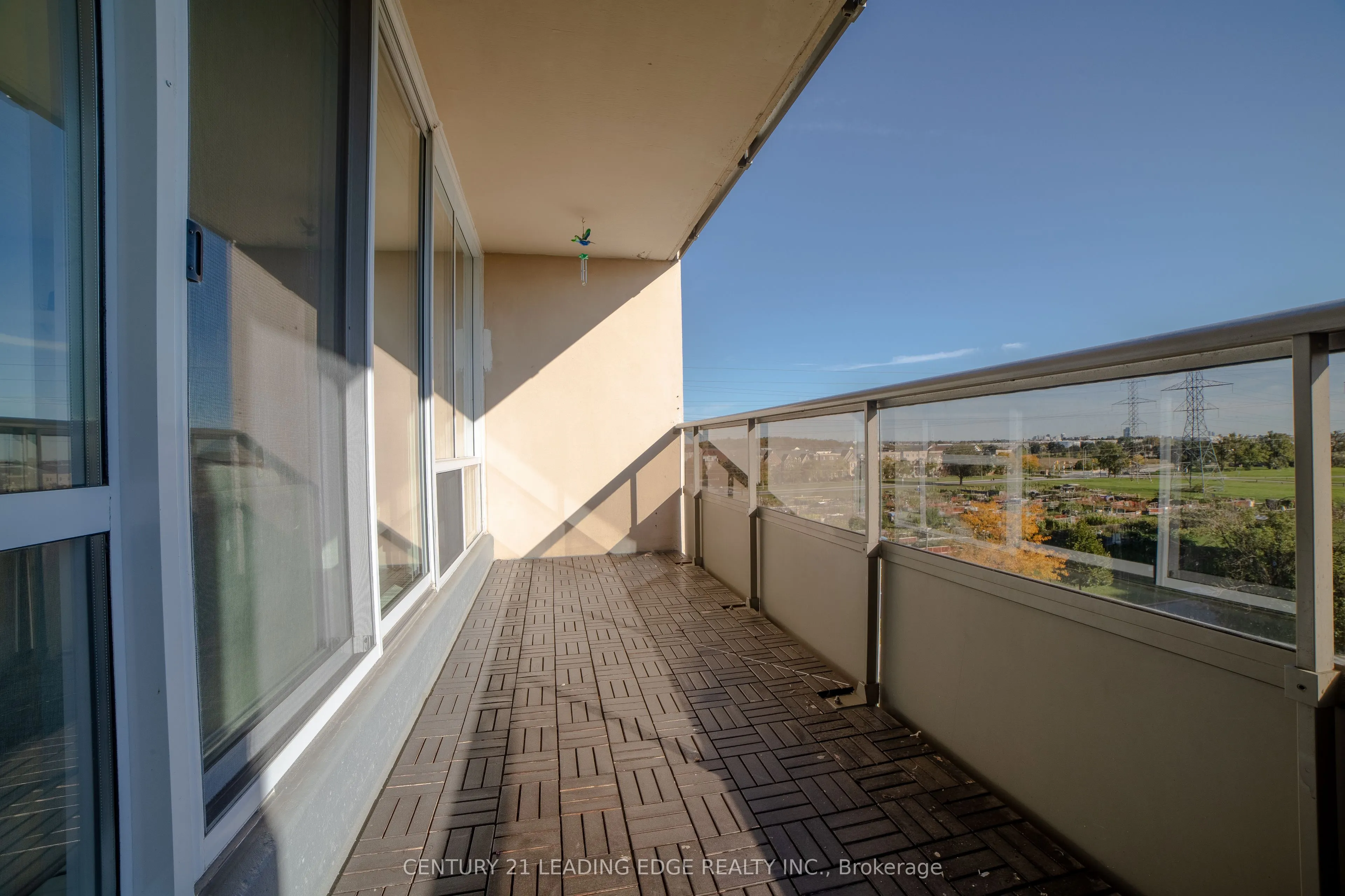 25 Four Winds Drive #604