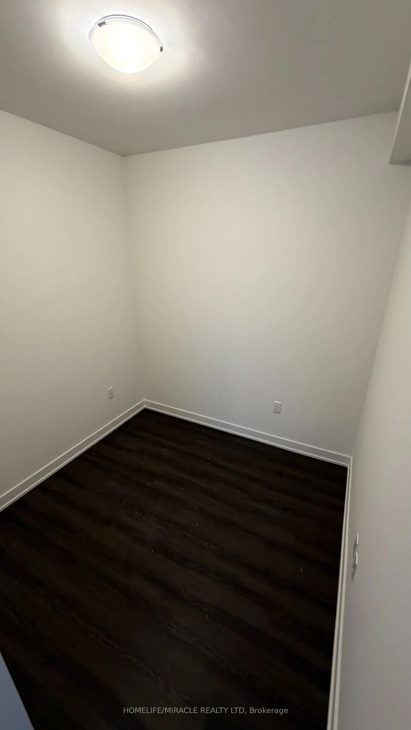 448 Burnhamthorpe Road W #7304