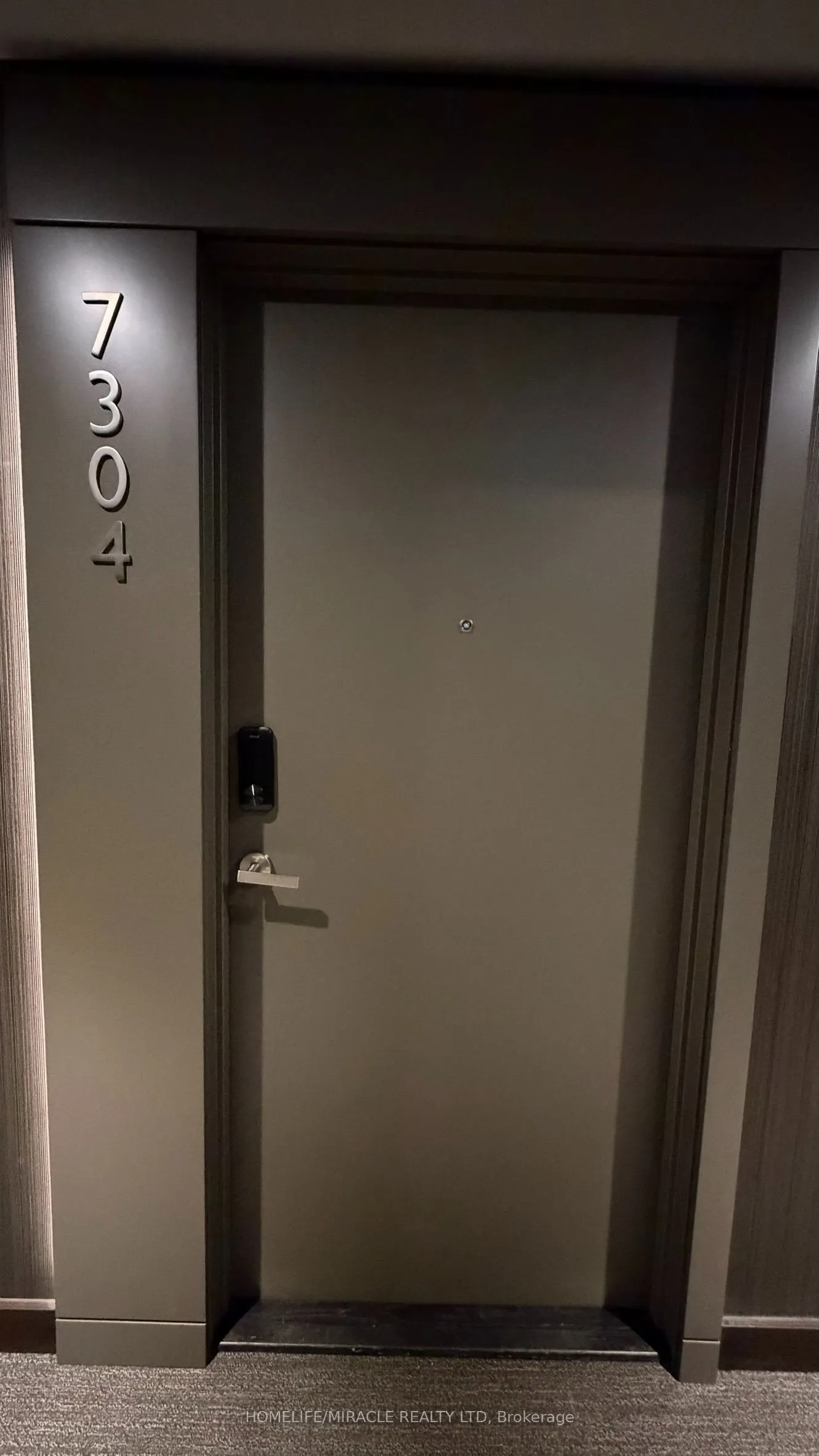 448 Burnhamthorpe Road W #7304