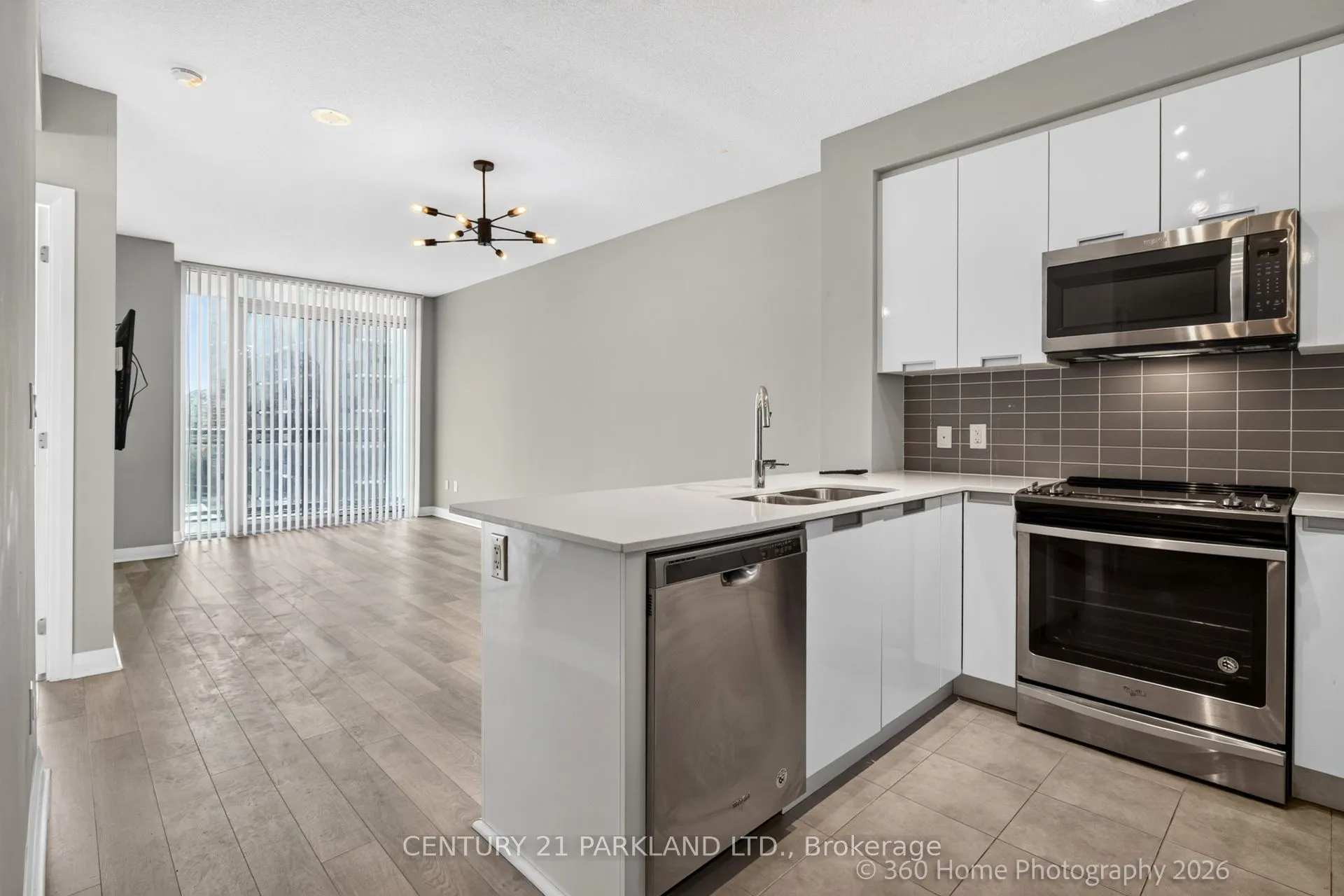 5025 Four Springs Avenue E #905
