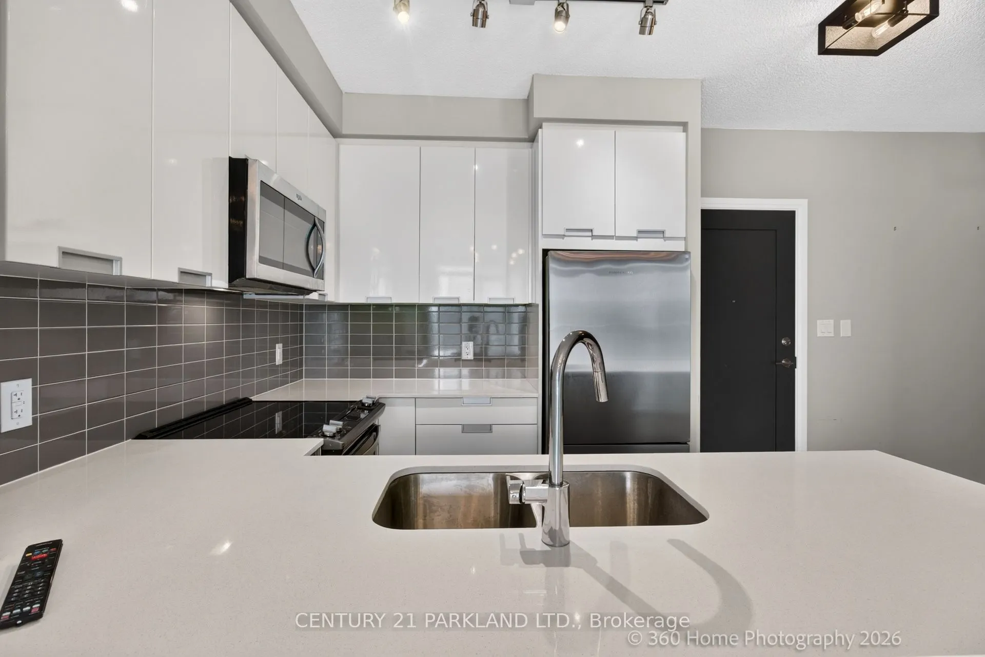 5025 Four Springs Avenue E #905