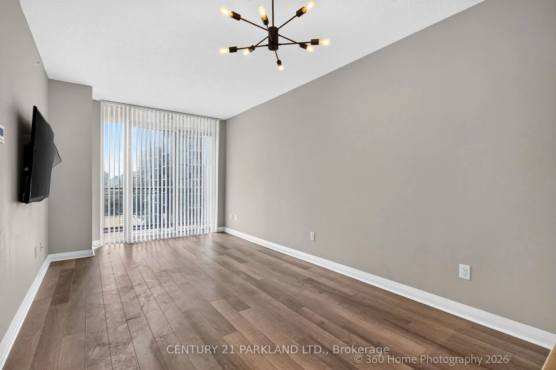 5025 Four Springs Avenue E #905