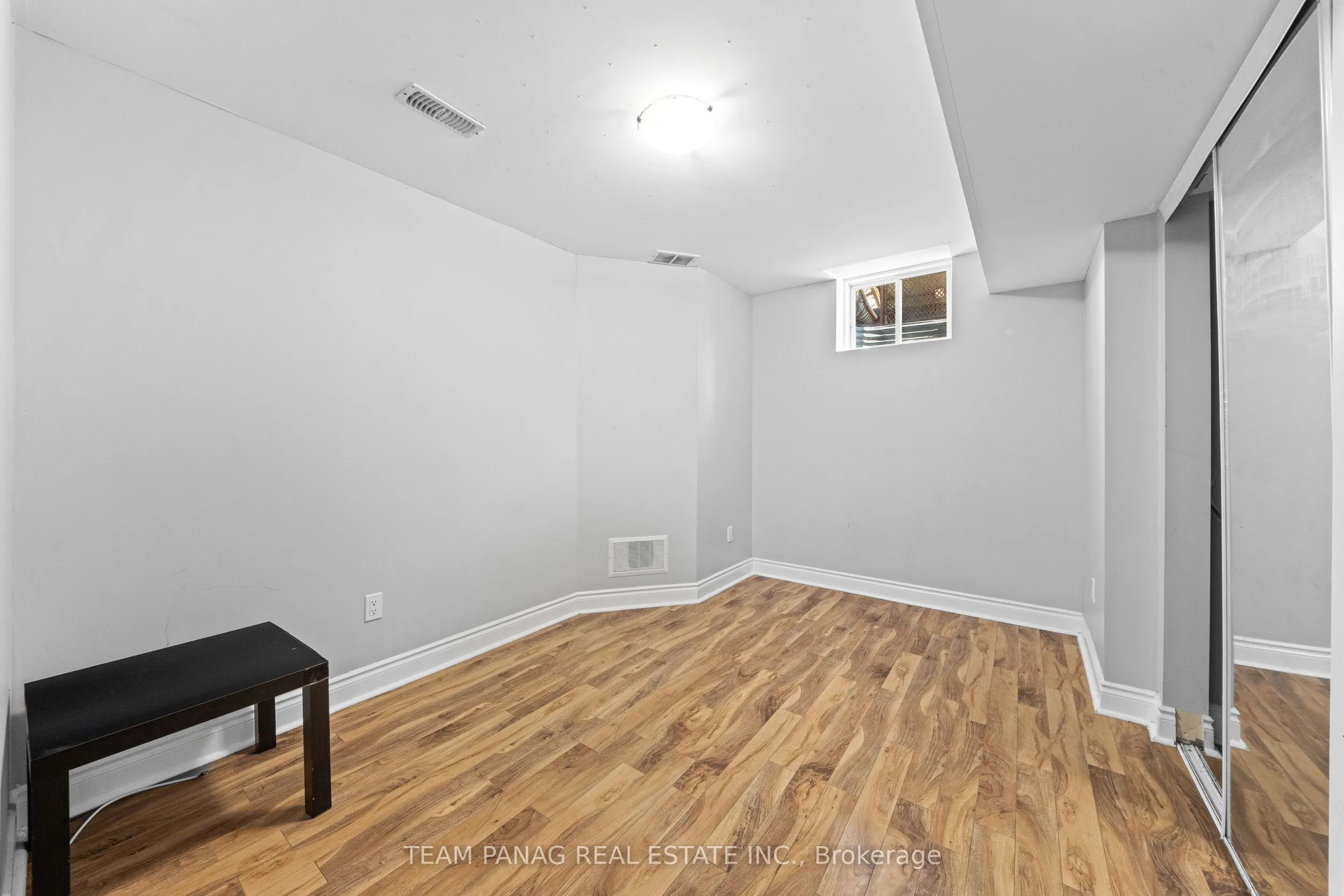 13 Seafair Crescent