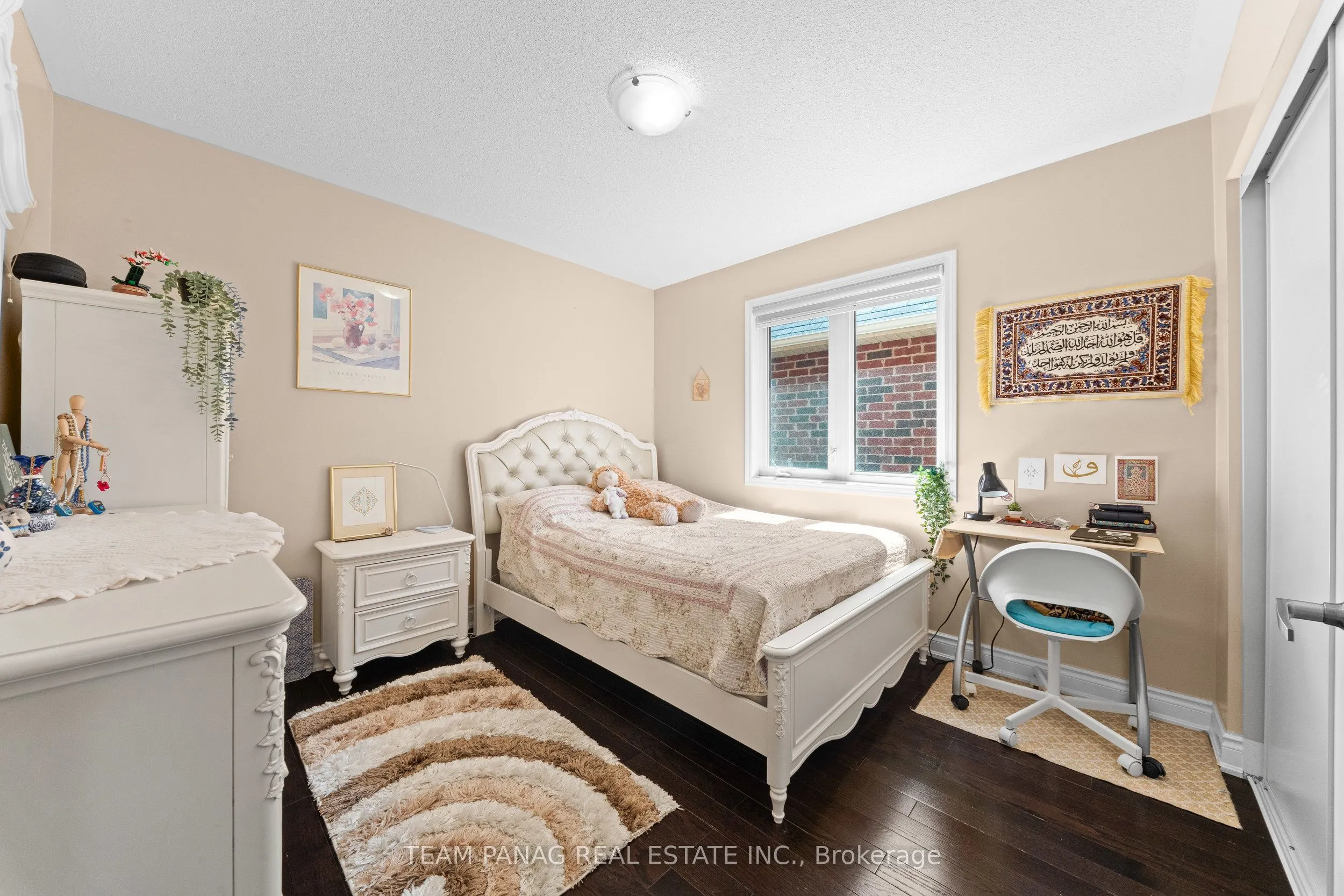 13 Seafair Crescent