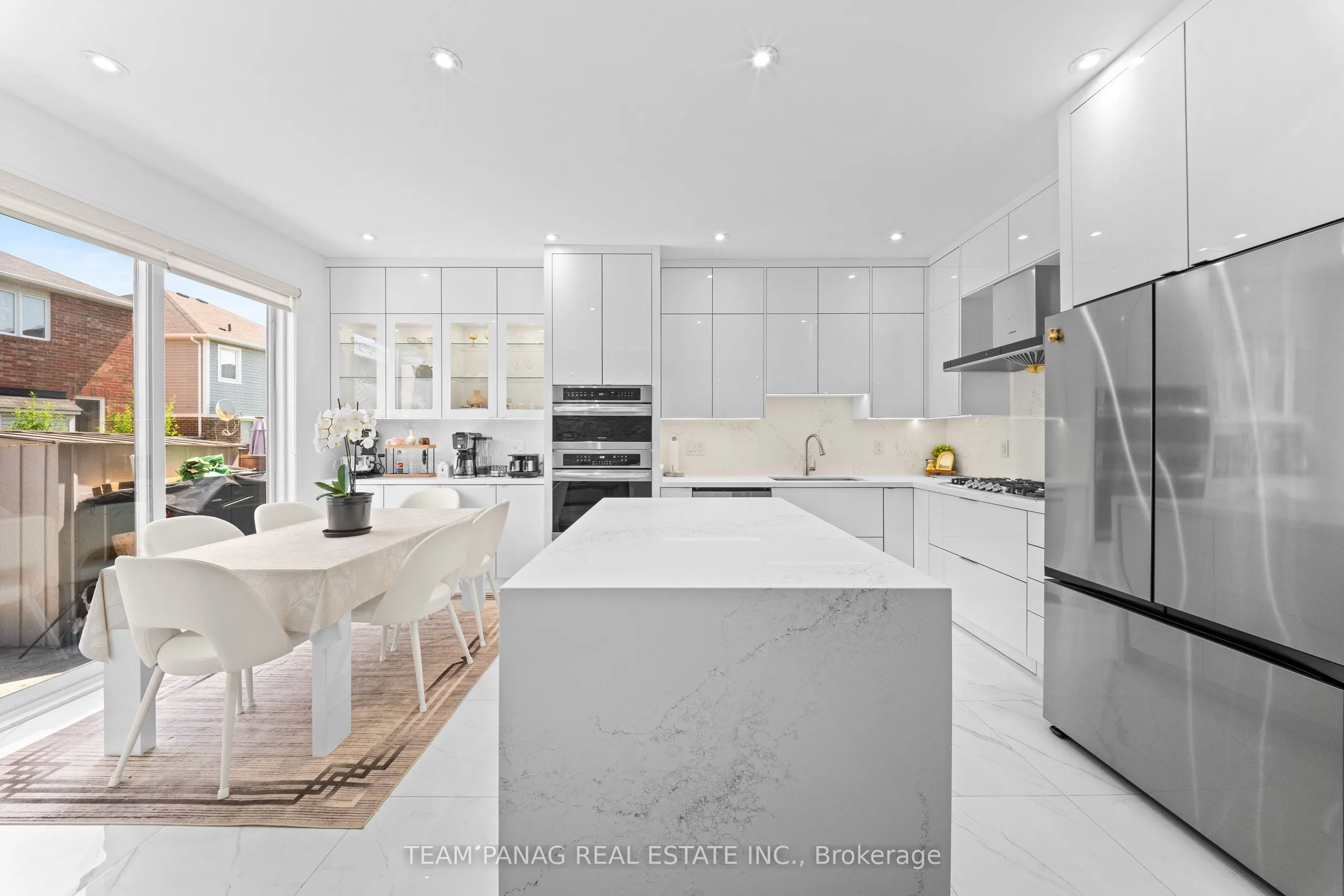 13 Seafair Crescent