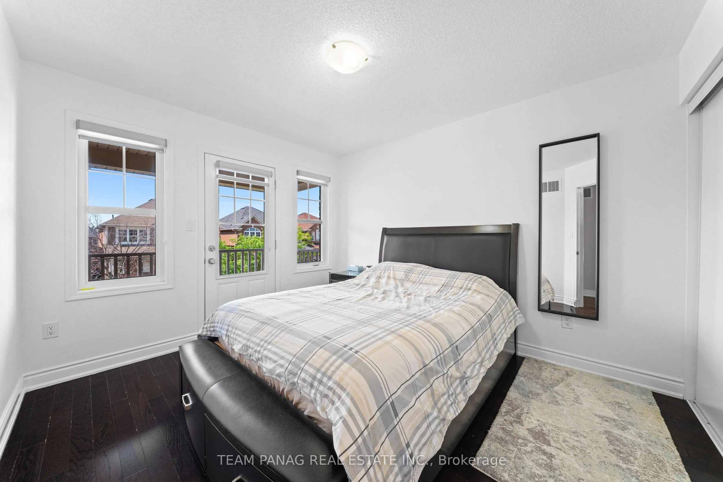 13 Seafair Crescent