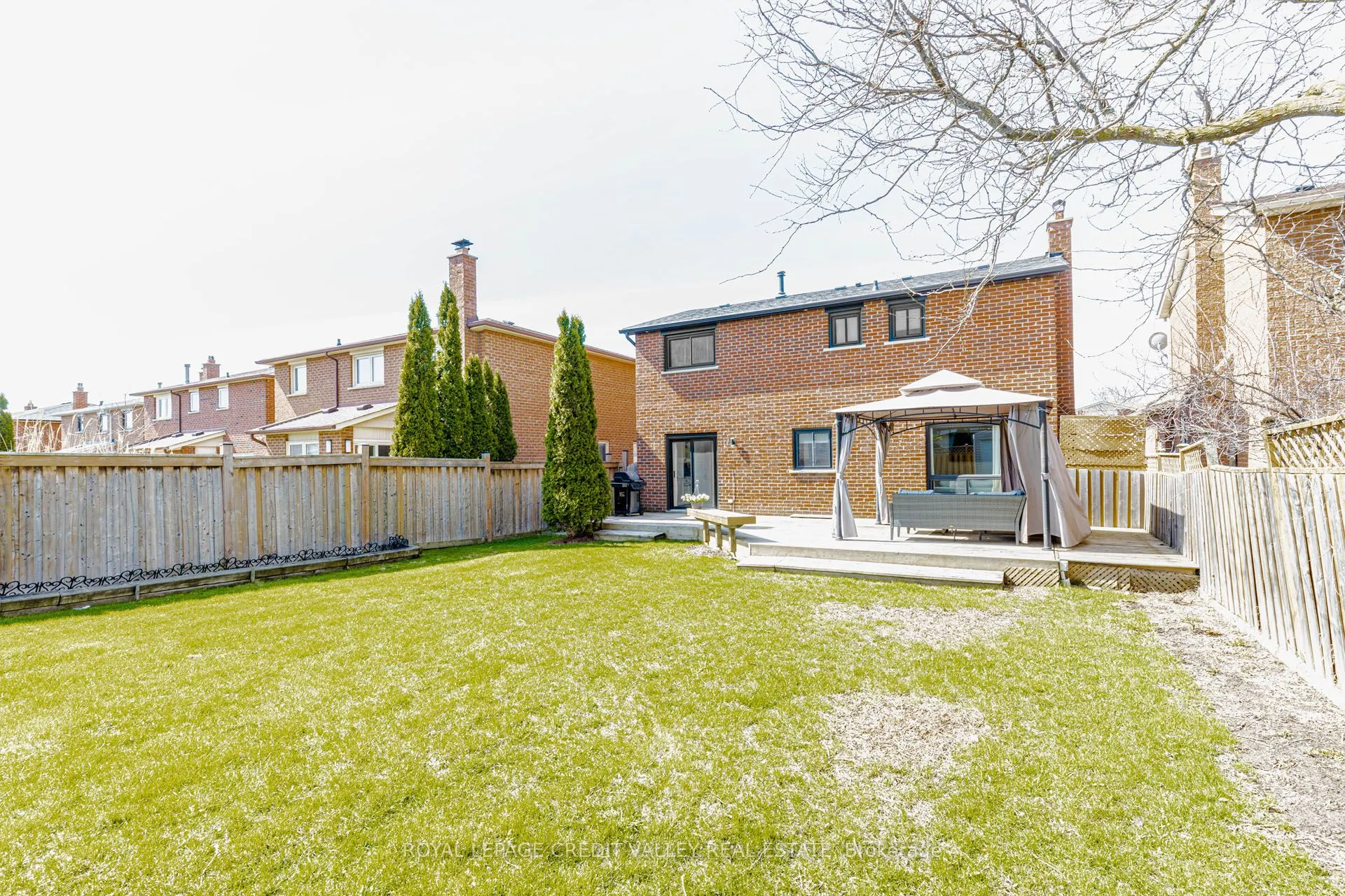 85 Derose Avenue