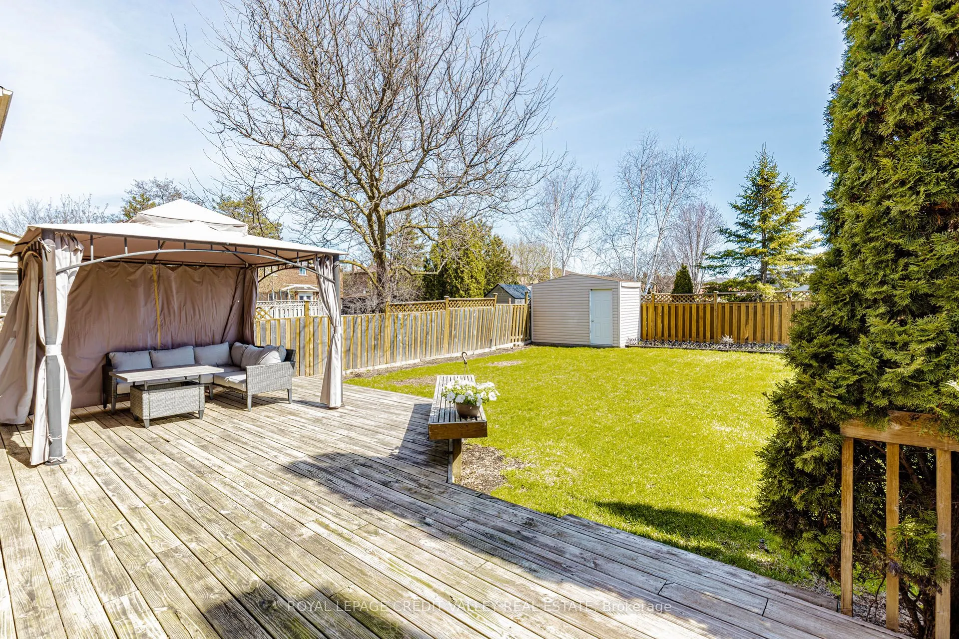 85 Derose Avenue