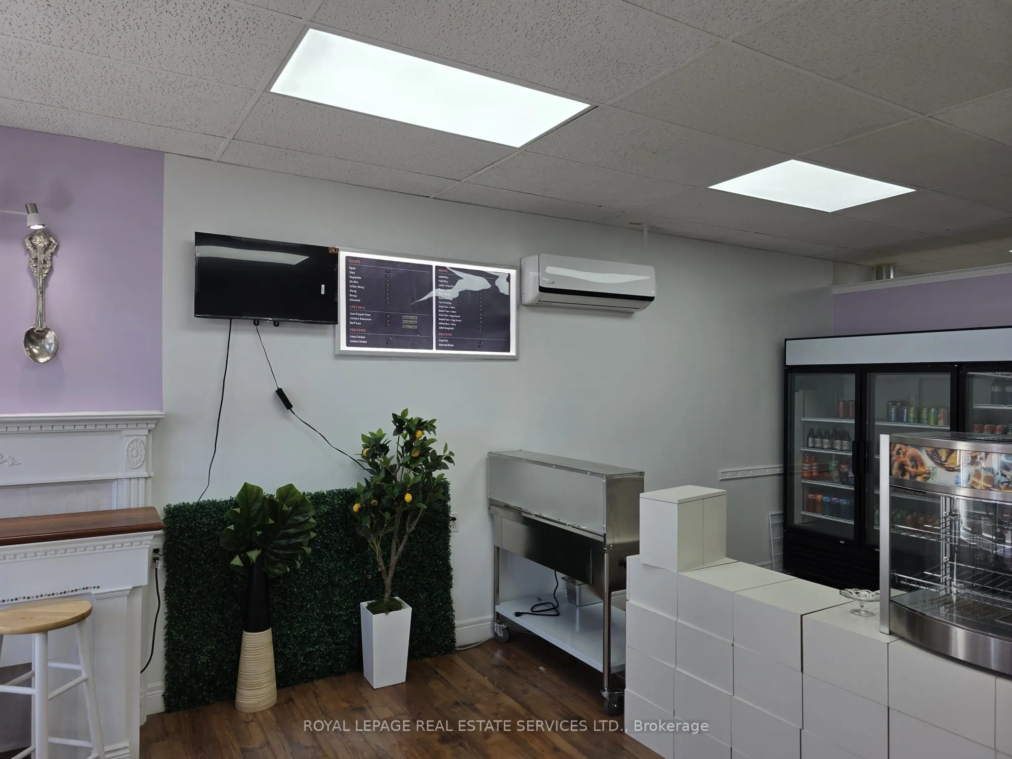 25 Commercial Street #Front