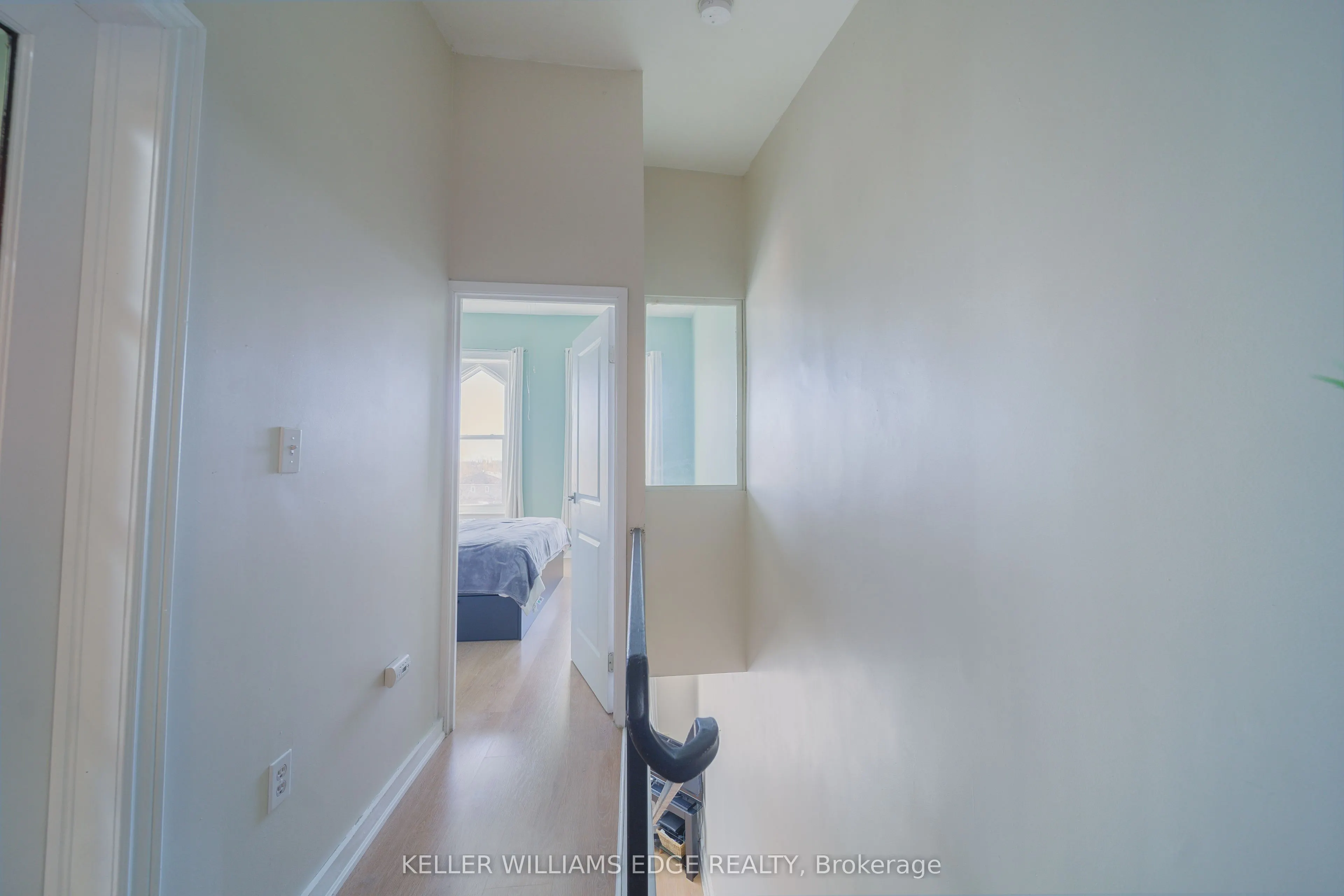 123 Broadway Avenue #E