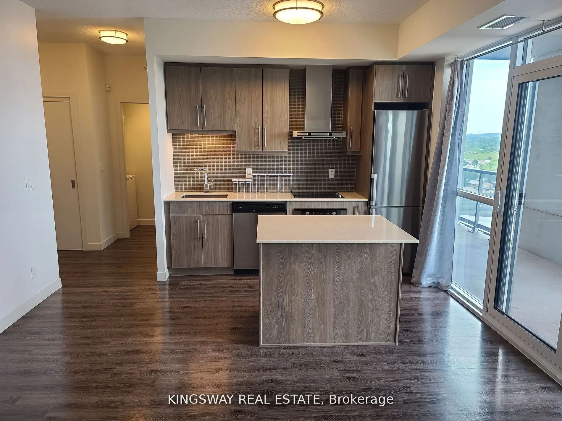 2087 Fairview Street #1402