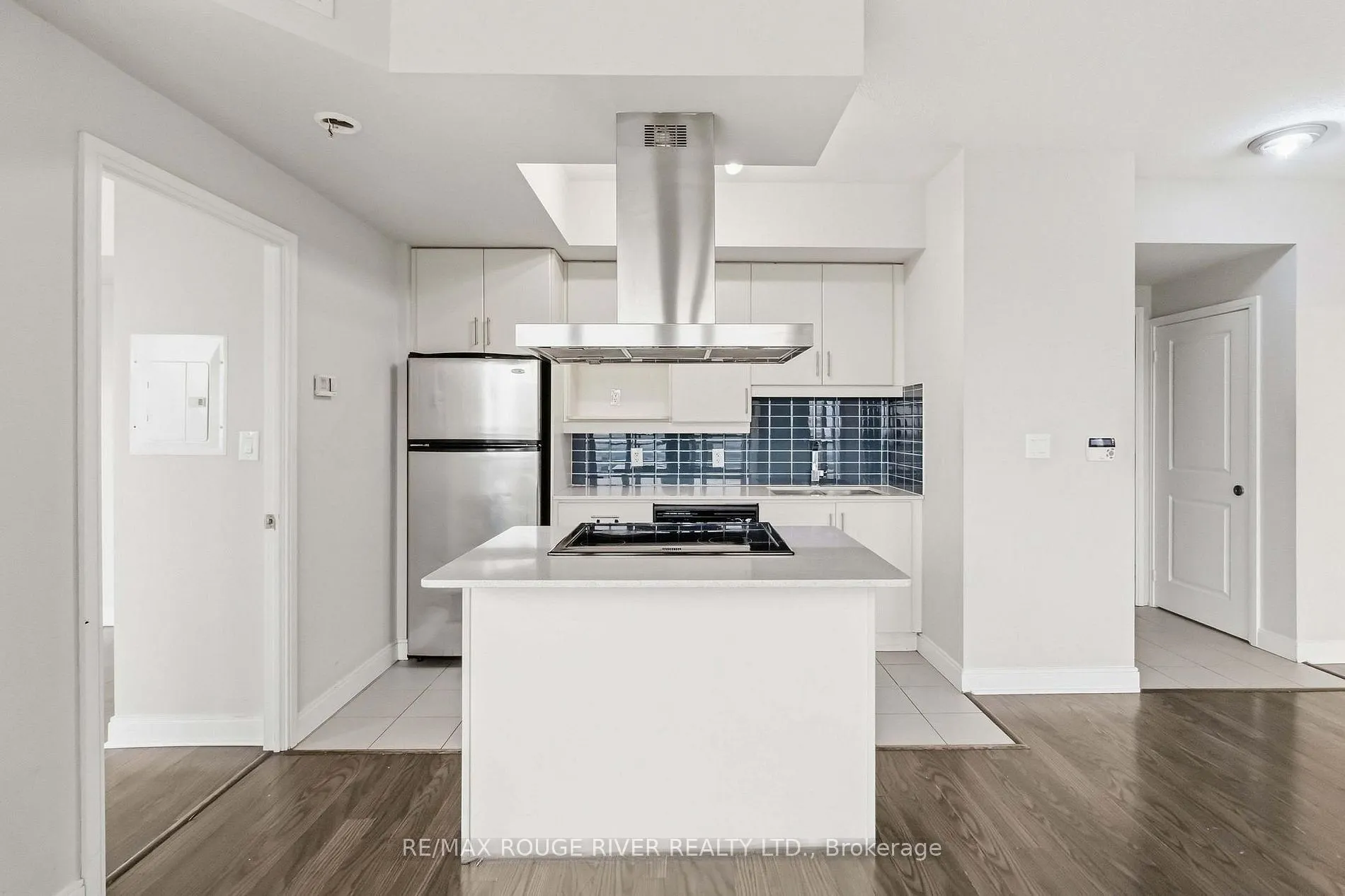 60 Absolute Avenue #1405