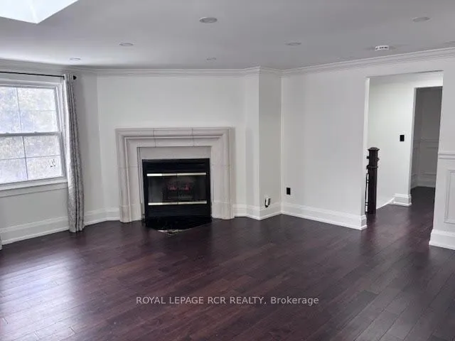 134 Queen Street N