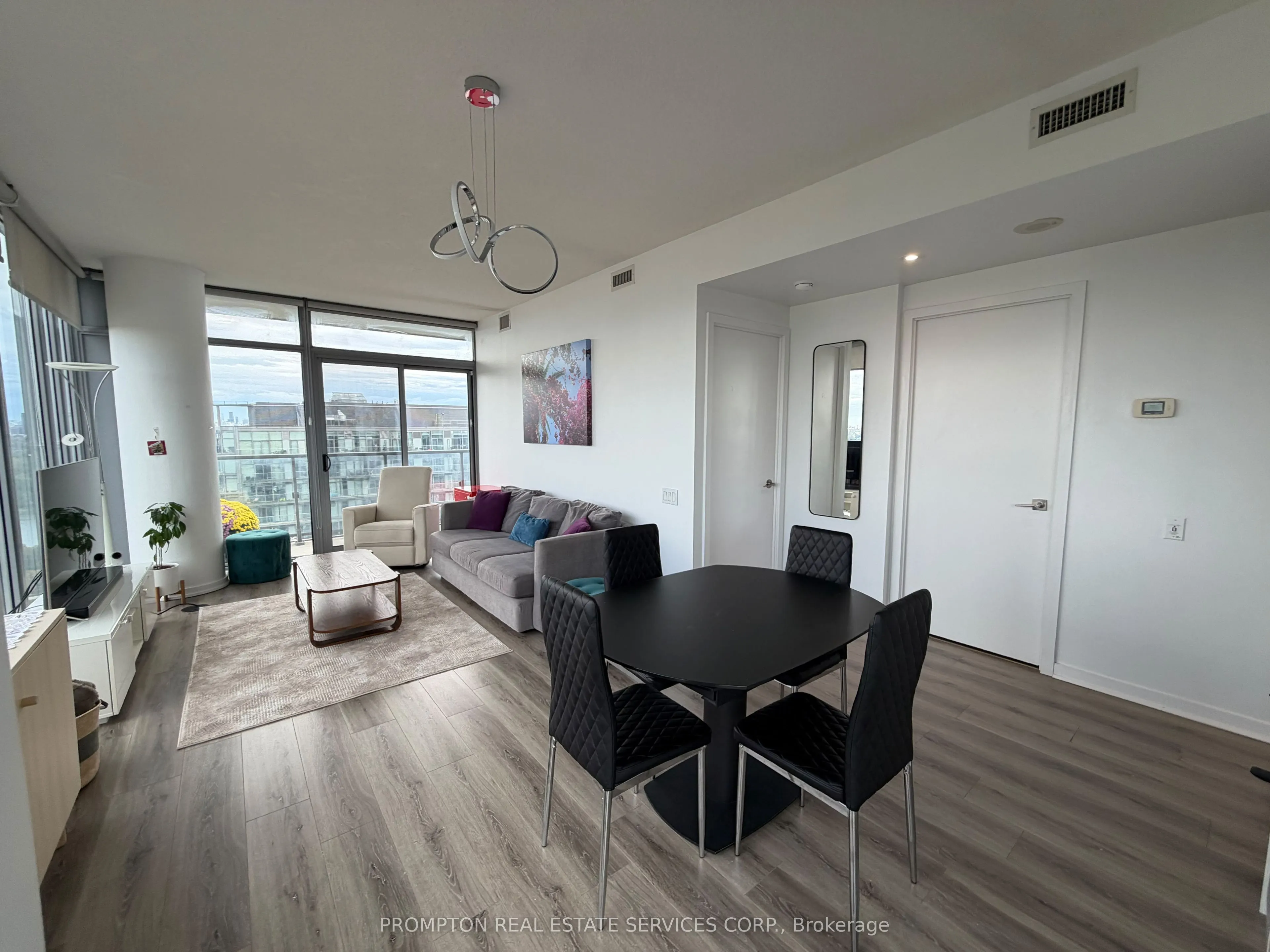 105 The Queensway #3011