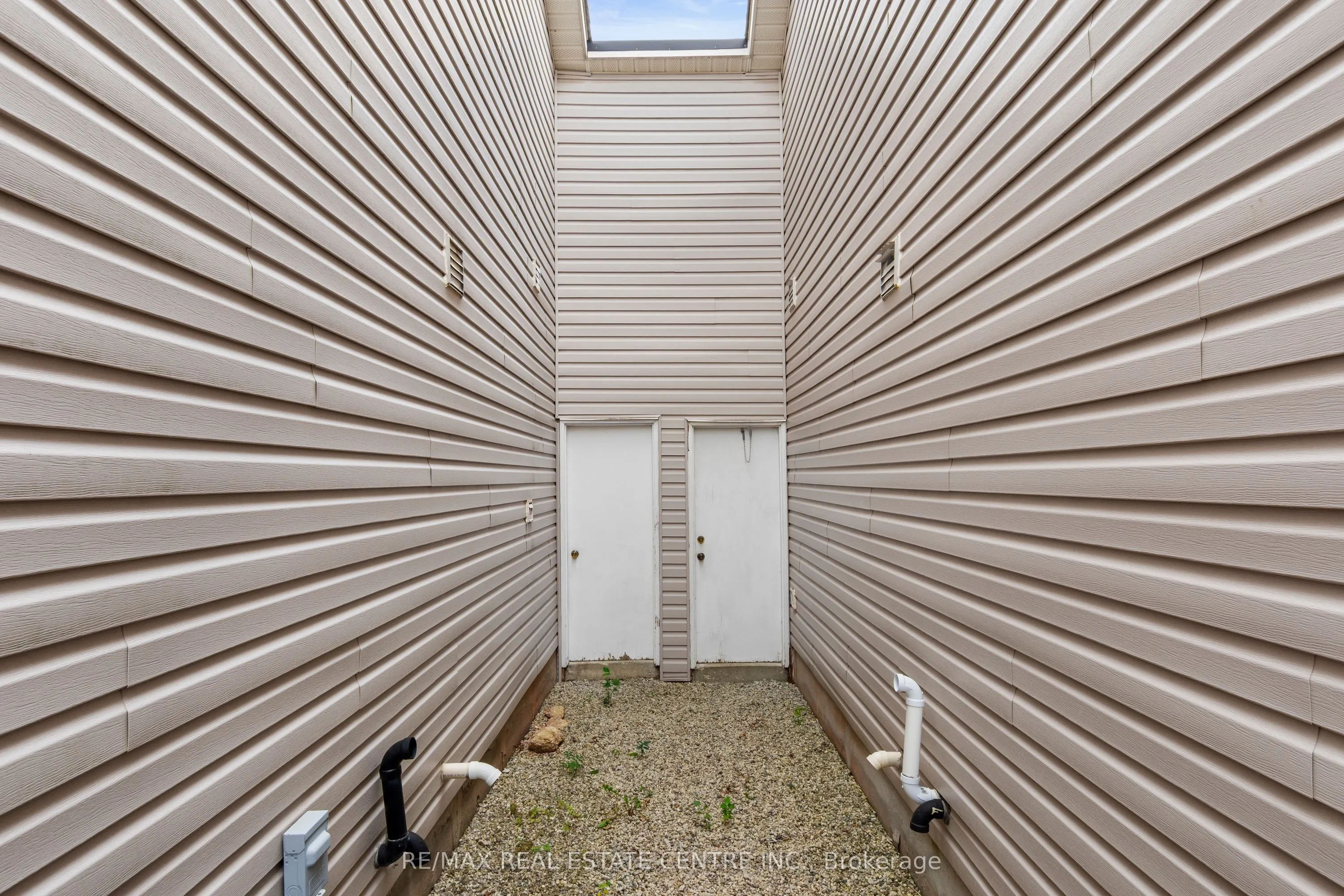 45 Atwood Avenue