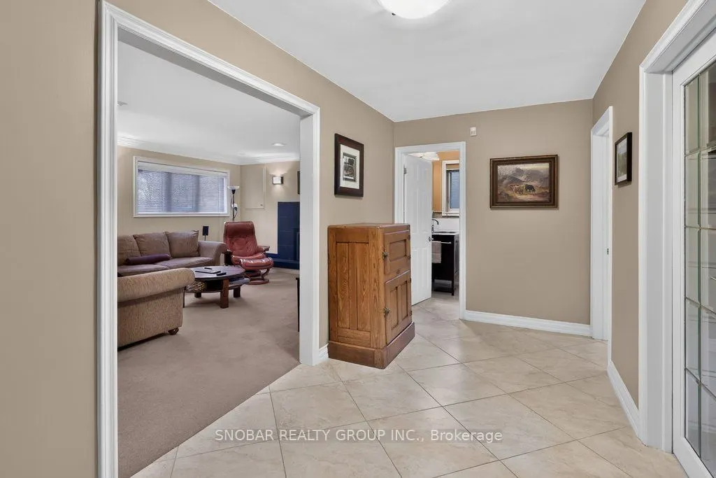 1302 Greenoaks Drive