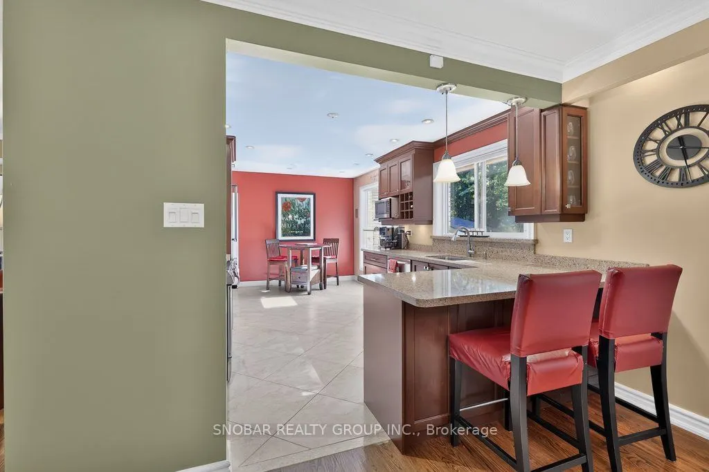 1302 Greenoaks Drive