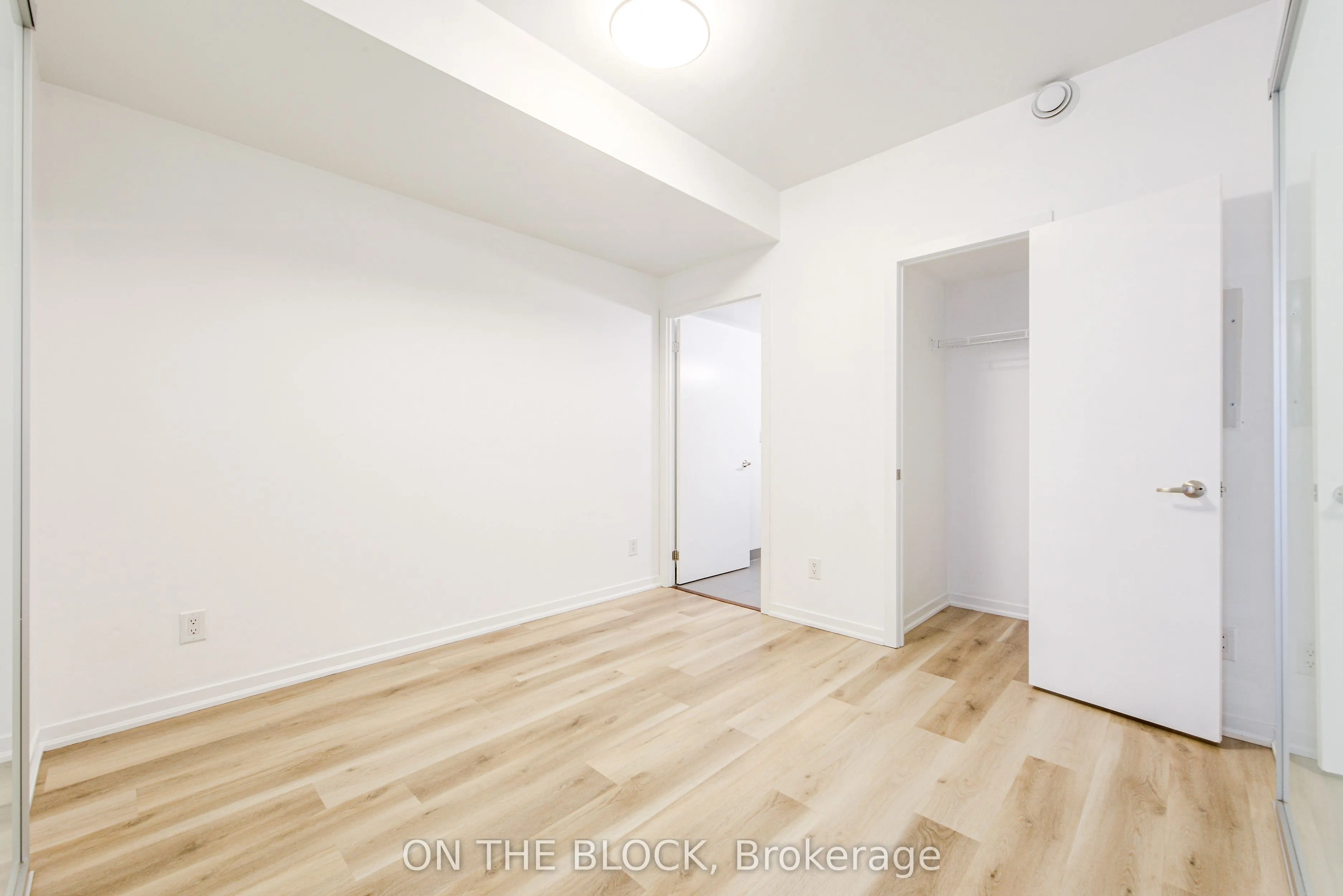 38 Joe Shuster Way #302
