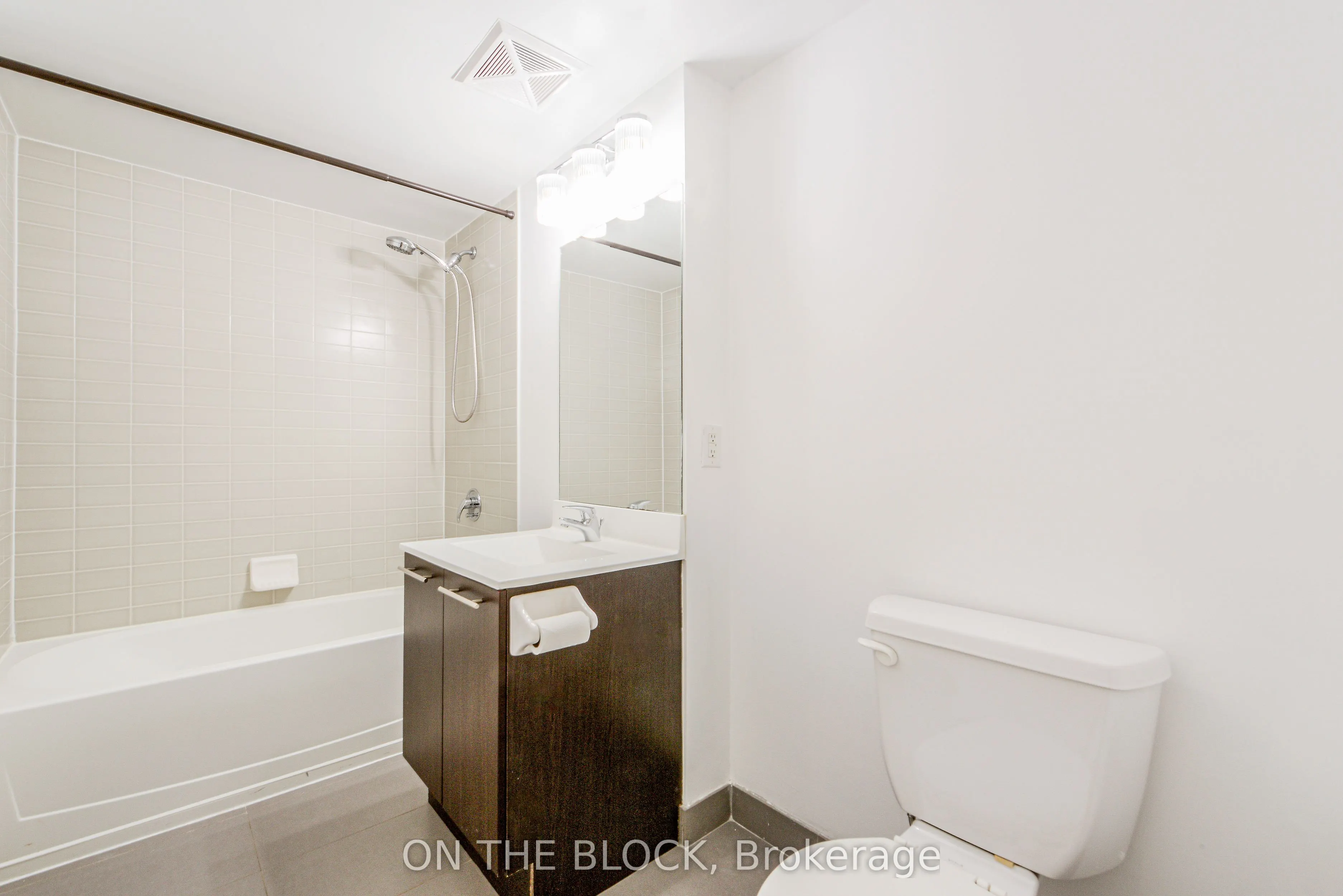 38 Joe Shuster Way #302