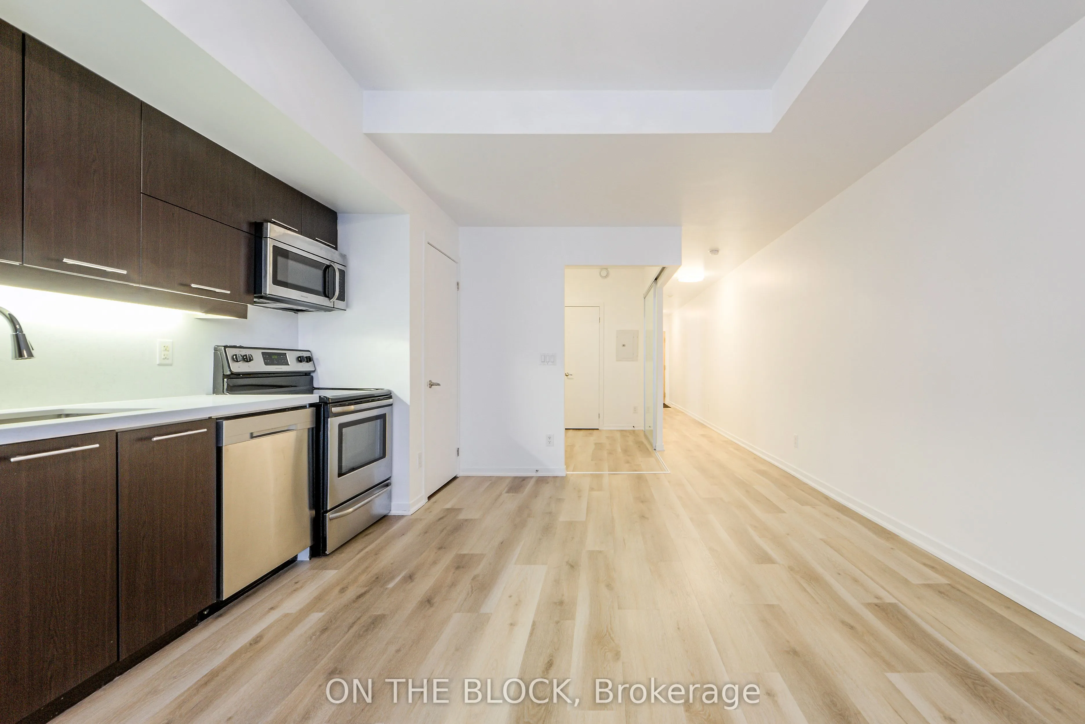 38 Joe Shuster Way #302