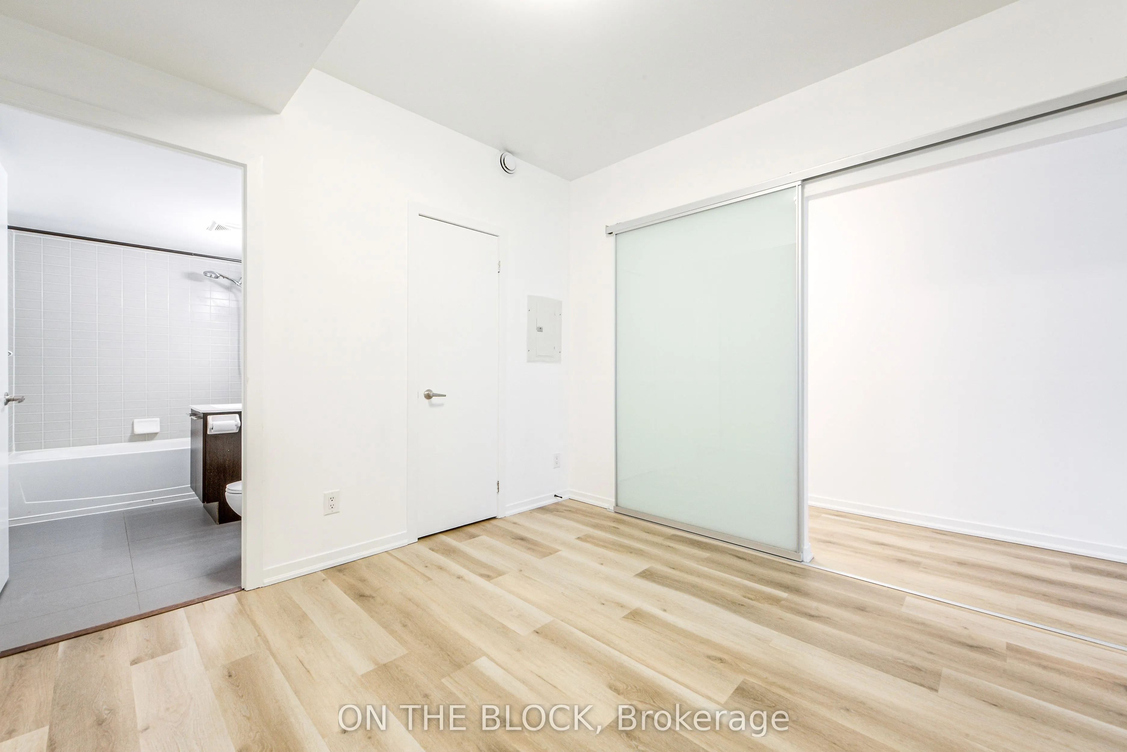 38 Joe Shuster Way #302