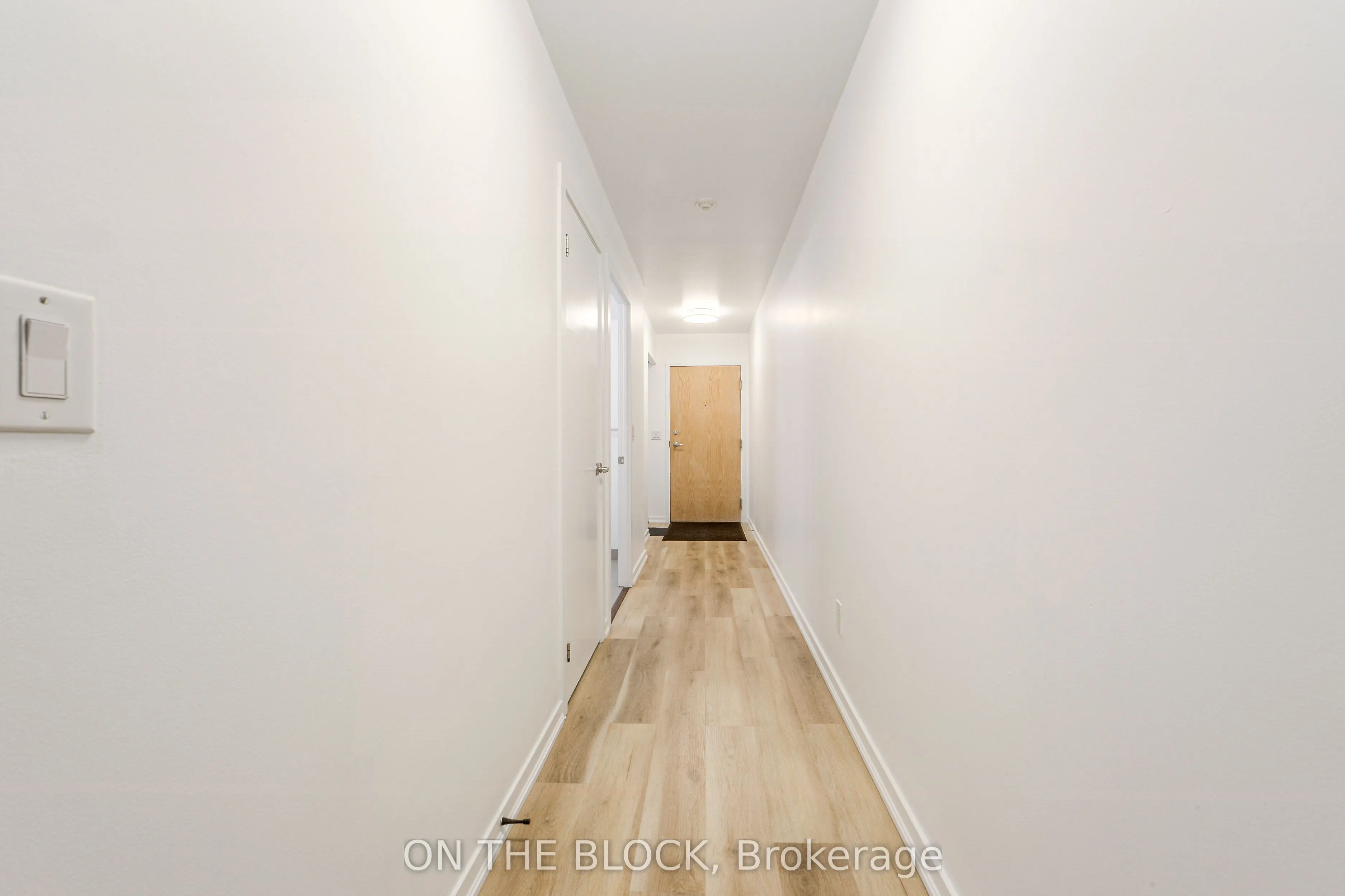 38 Joe Shuster Way #302