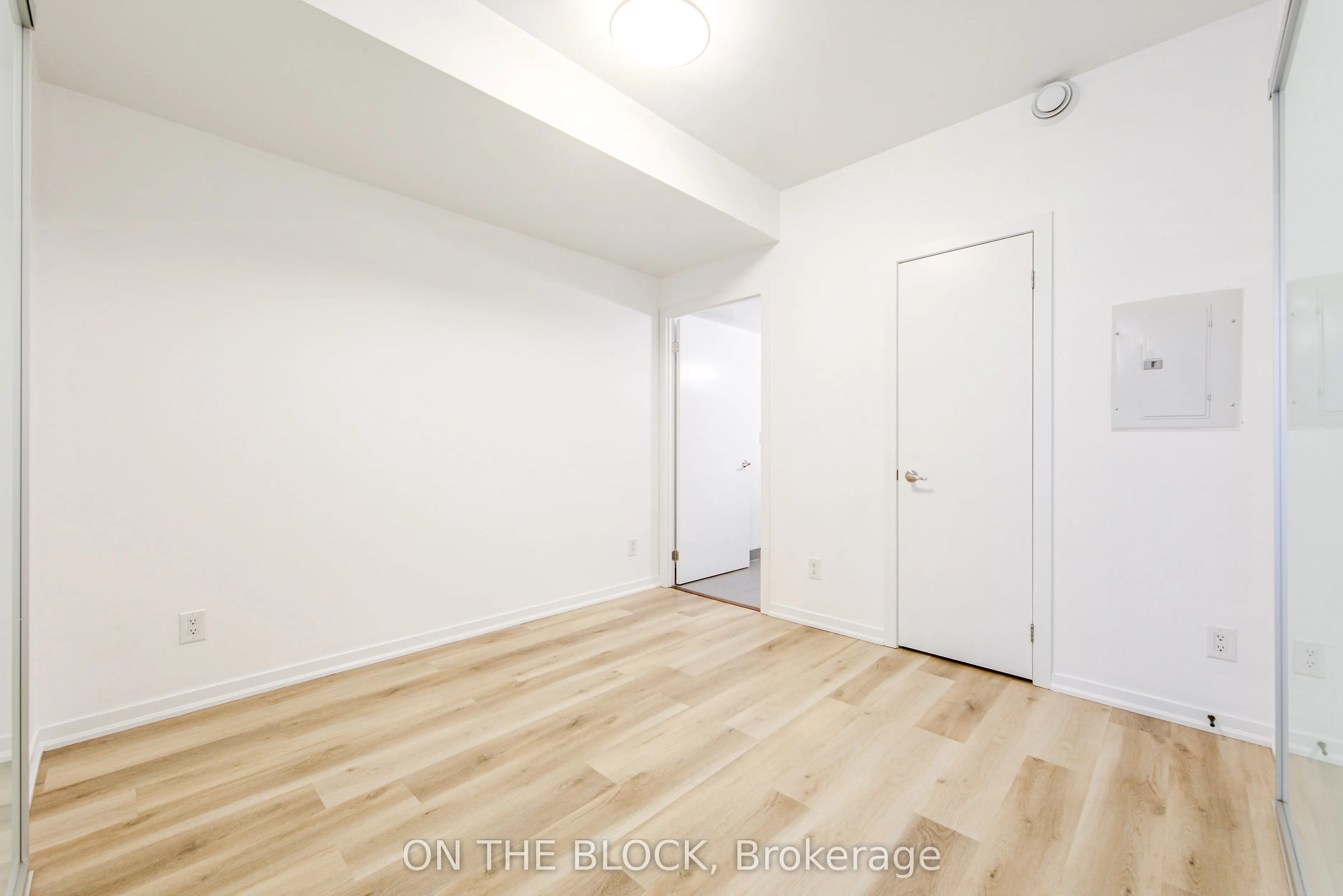 38 Joe Shuster Way #302