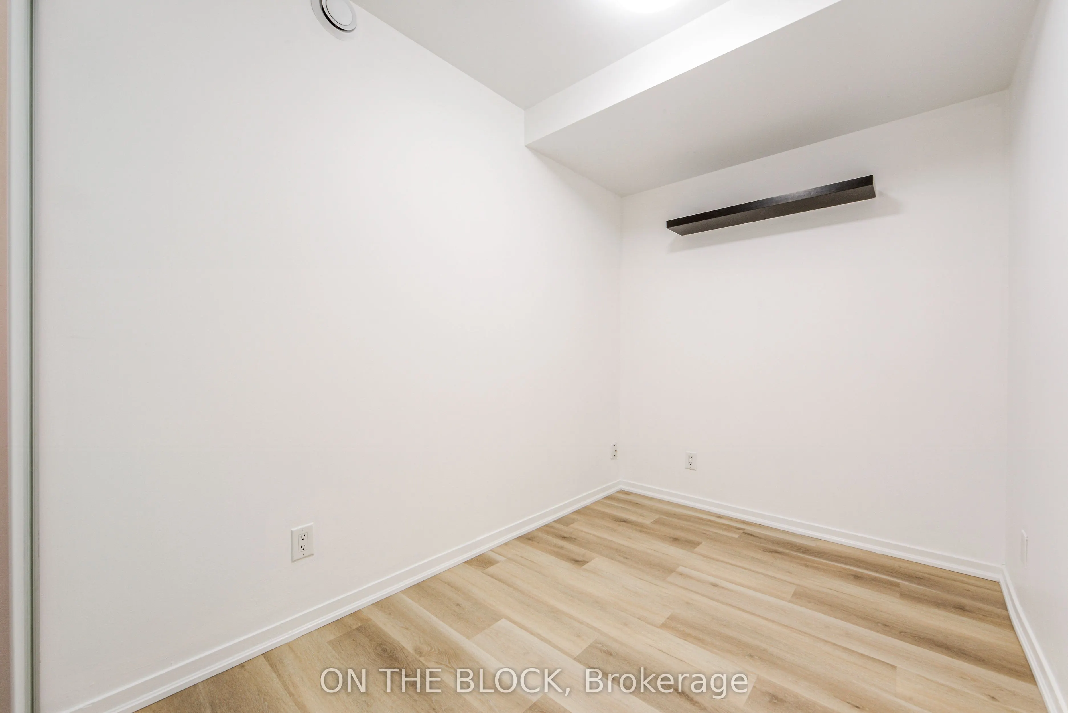 38 Joe Shuster Way #302