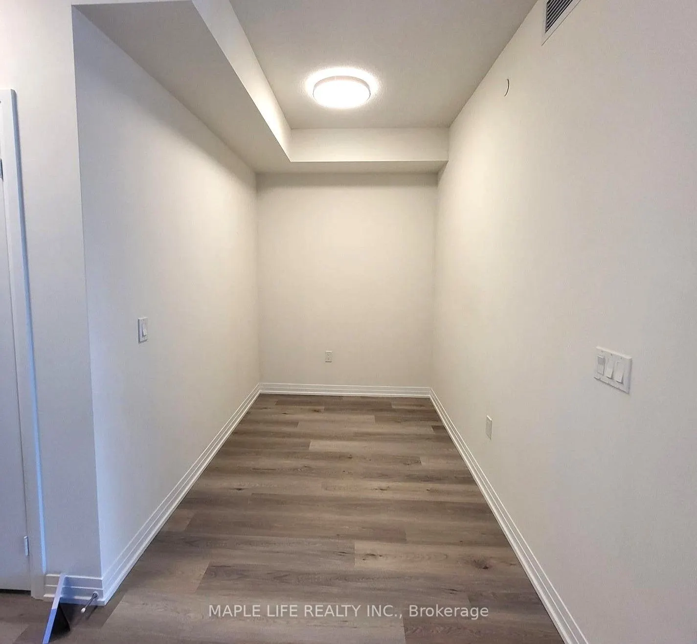 15 Watergarden Drive #302