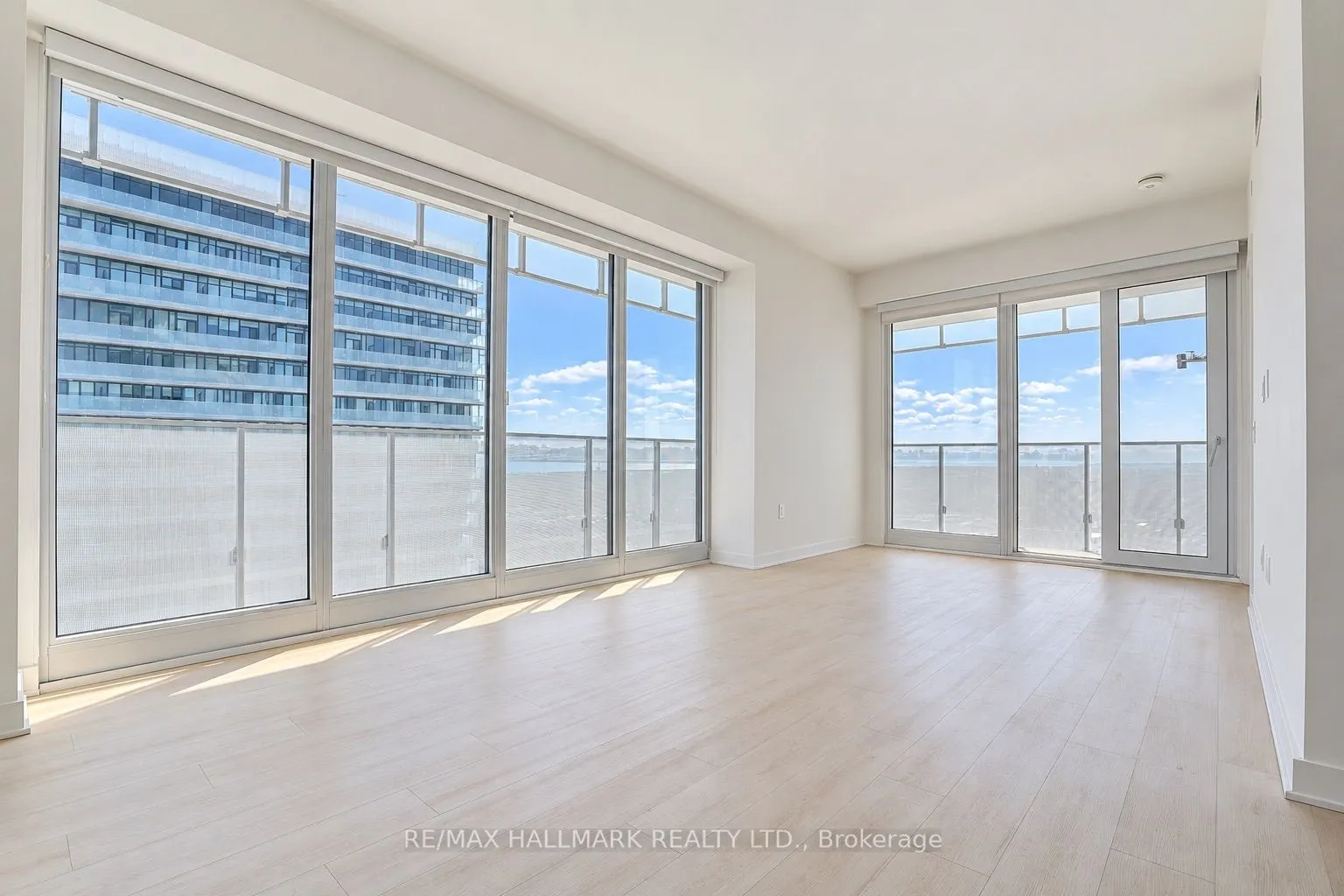 3900 Confederation Parkway #5504