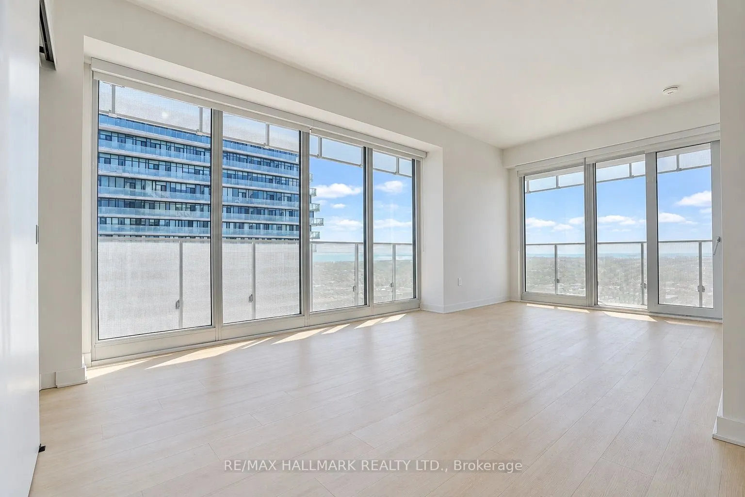 3900 Confederation Parkway #5504