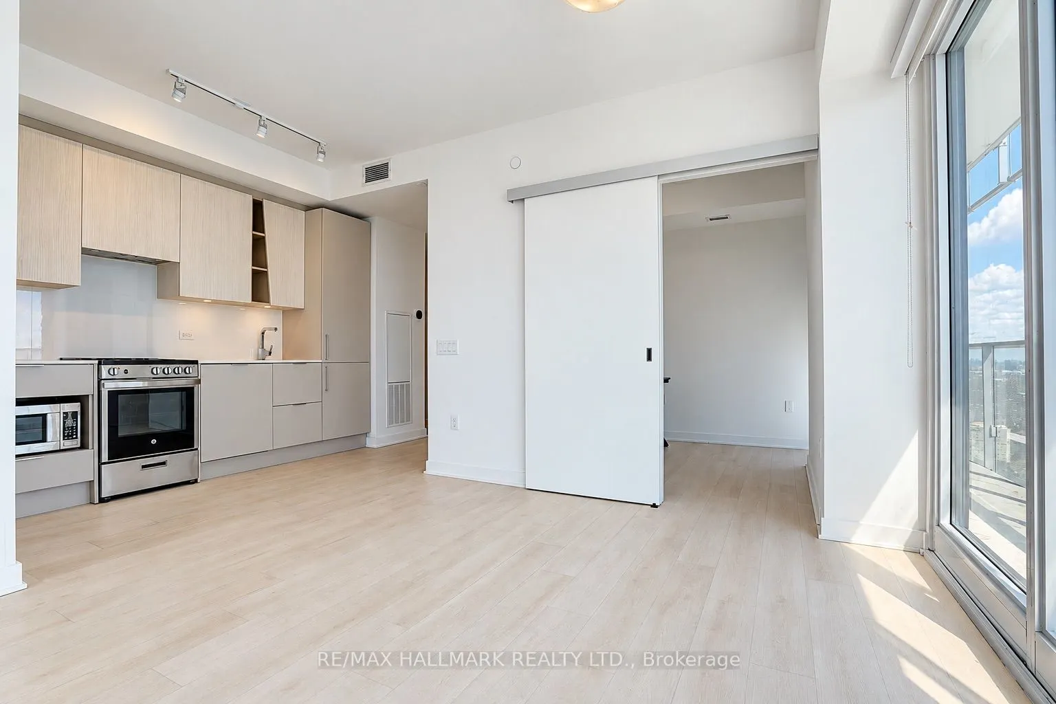 3900 Confederation Parkway #5504