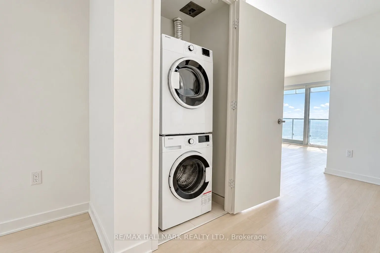 3900 Confederation Parkway #5504