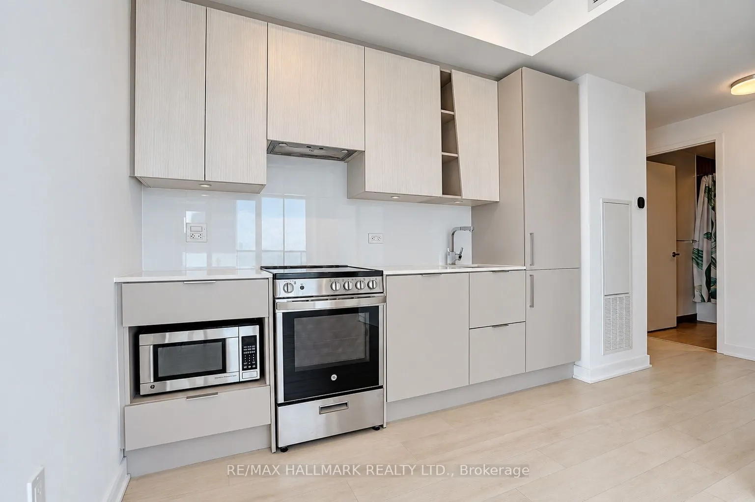 3900 Confederation Parkway #5504